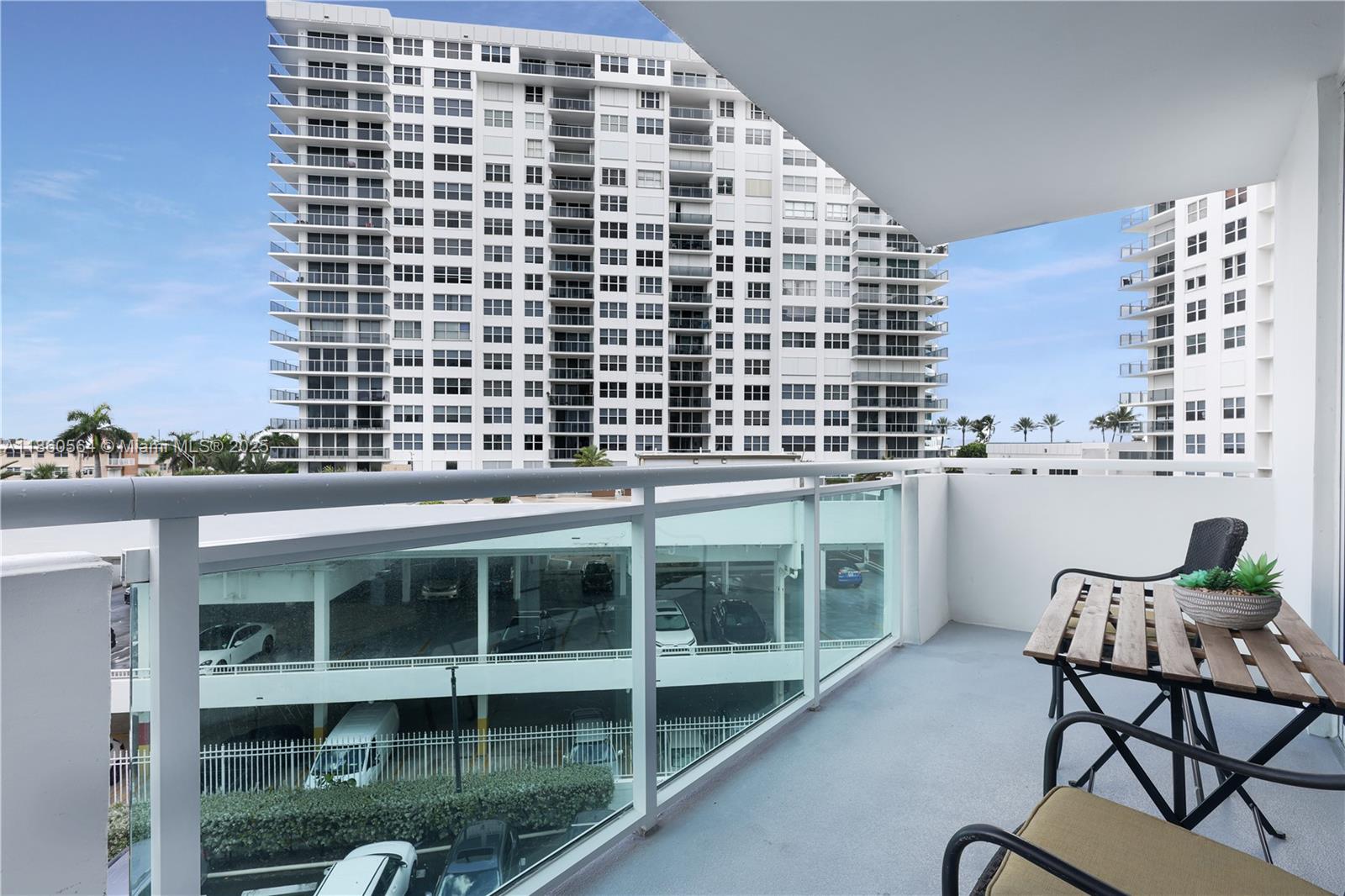 Photo of 3001 Ocean Dr  #443, Hollywood, Florida, 33019 - 