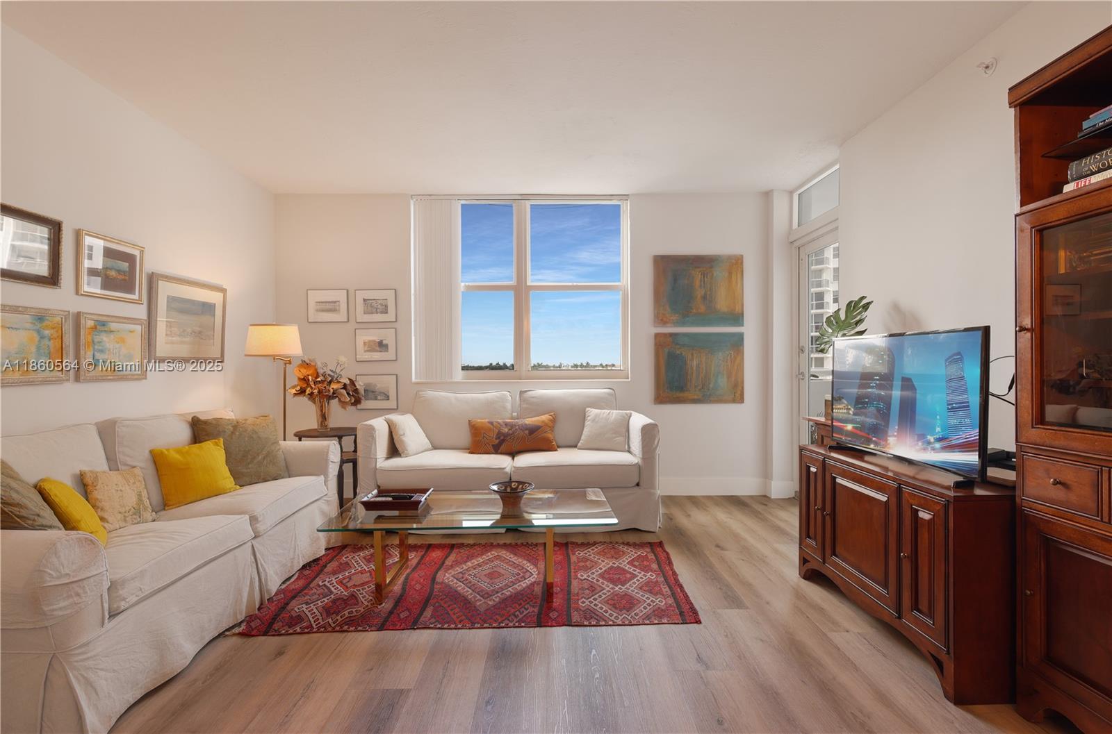 Photo of 3001 Ocean Dr  #443, Hollywood, Florida, 33019 - 