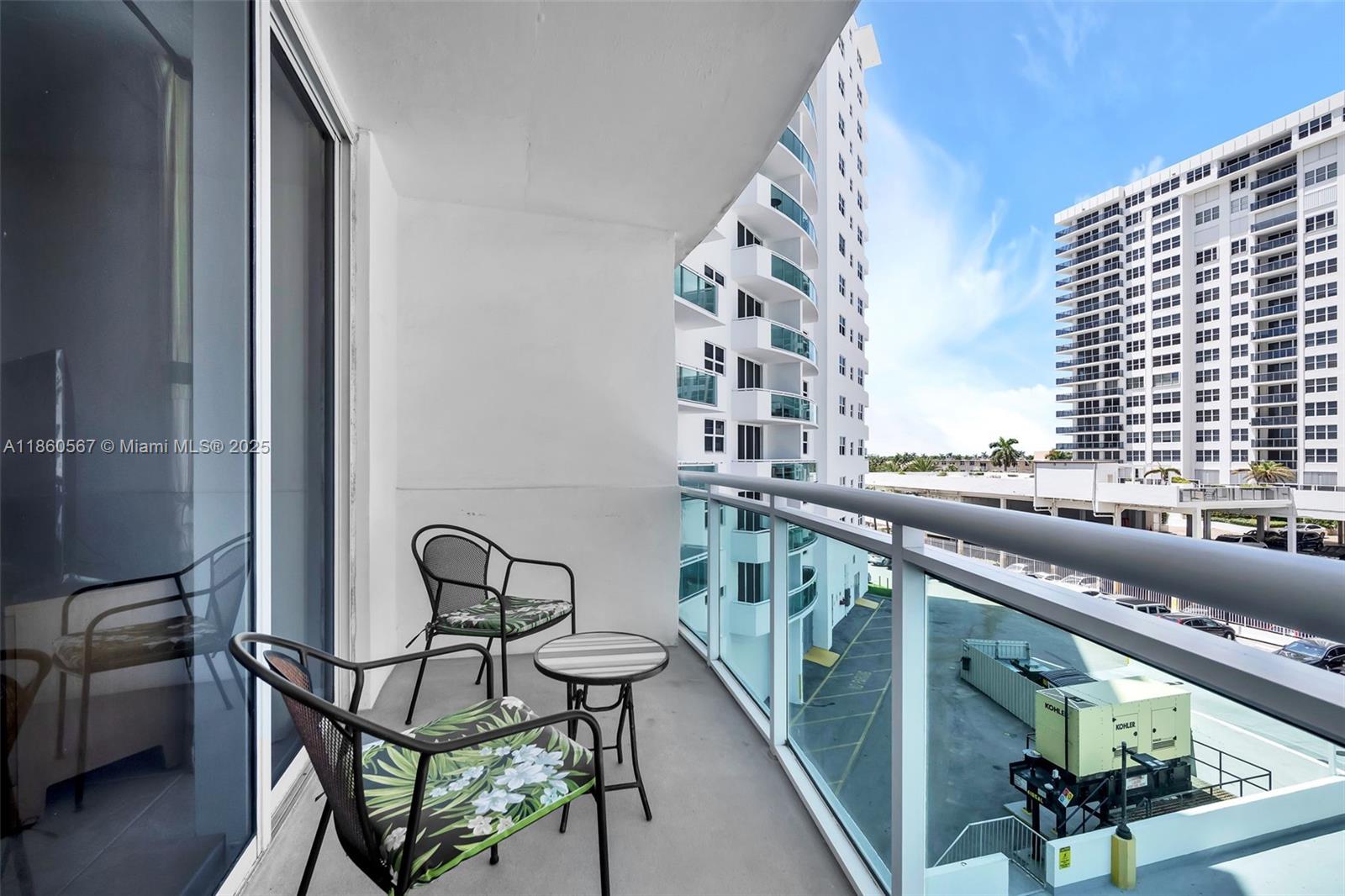 Photo of 3001 Ocean Dr  #403, Hollywood, Florida, 33019 - 