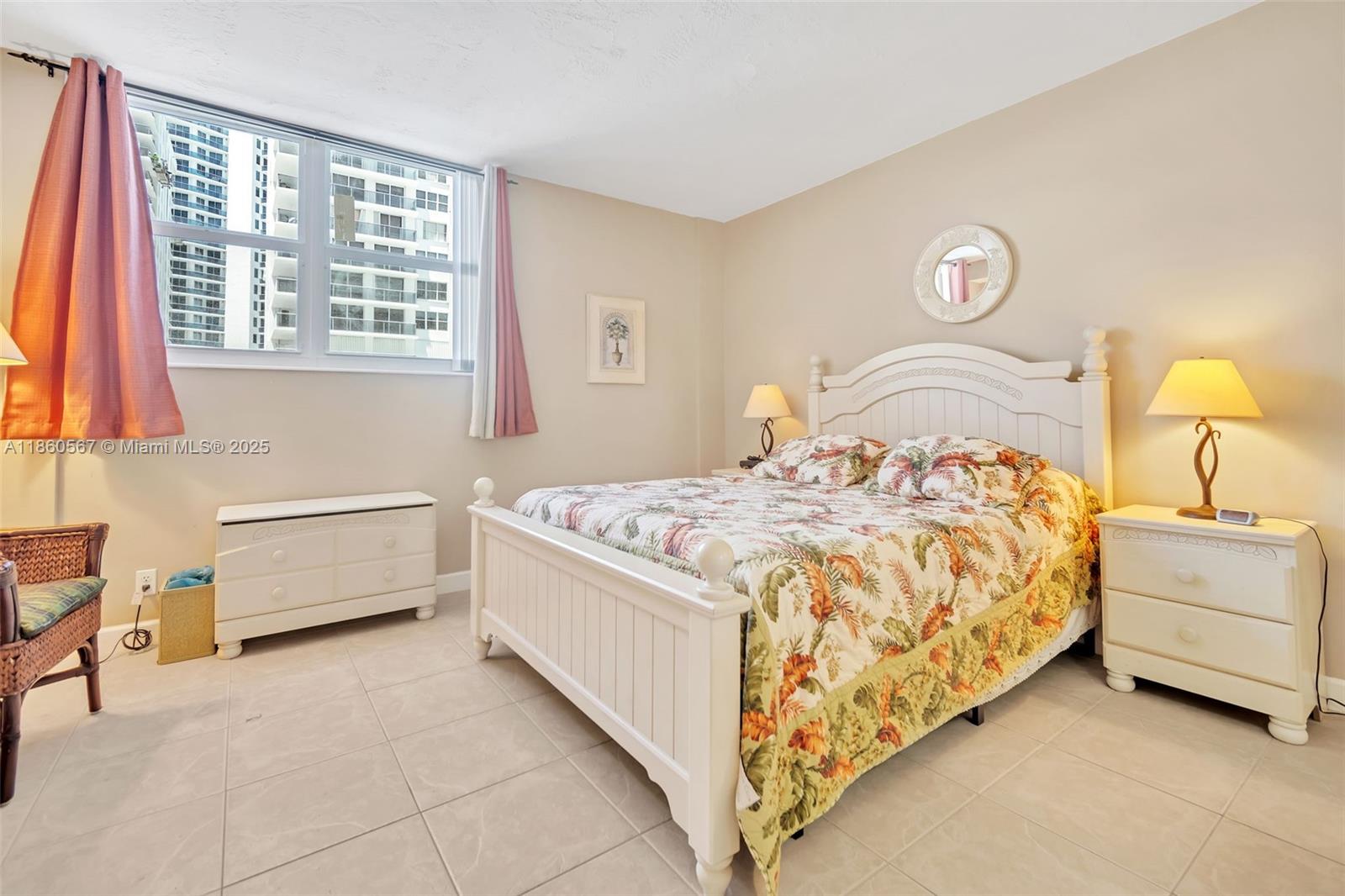 Photo of 3001 Ocean Dr  #403, Hollywood, Florida, 33019 - 
