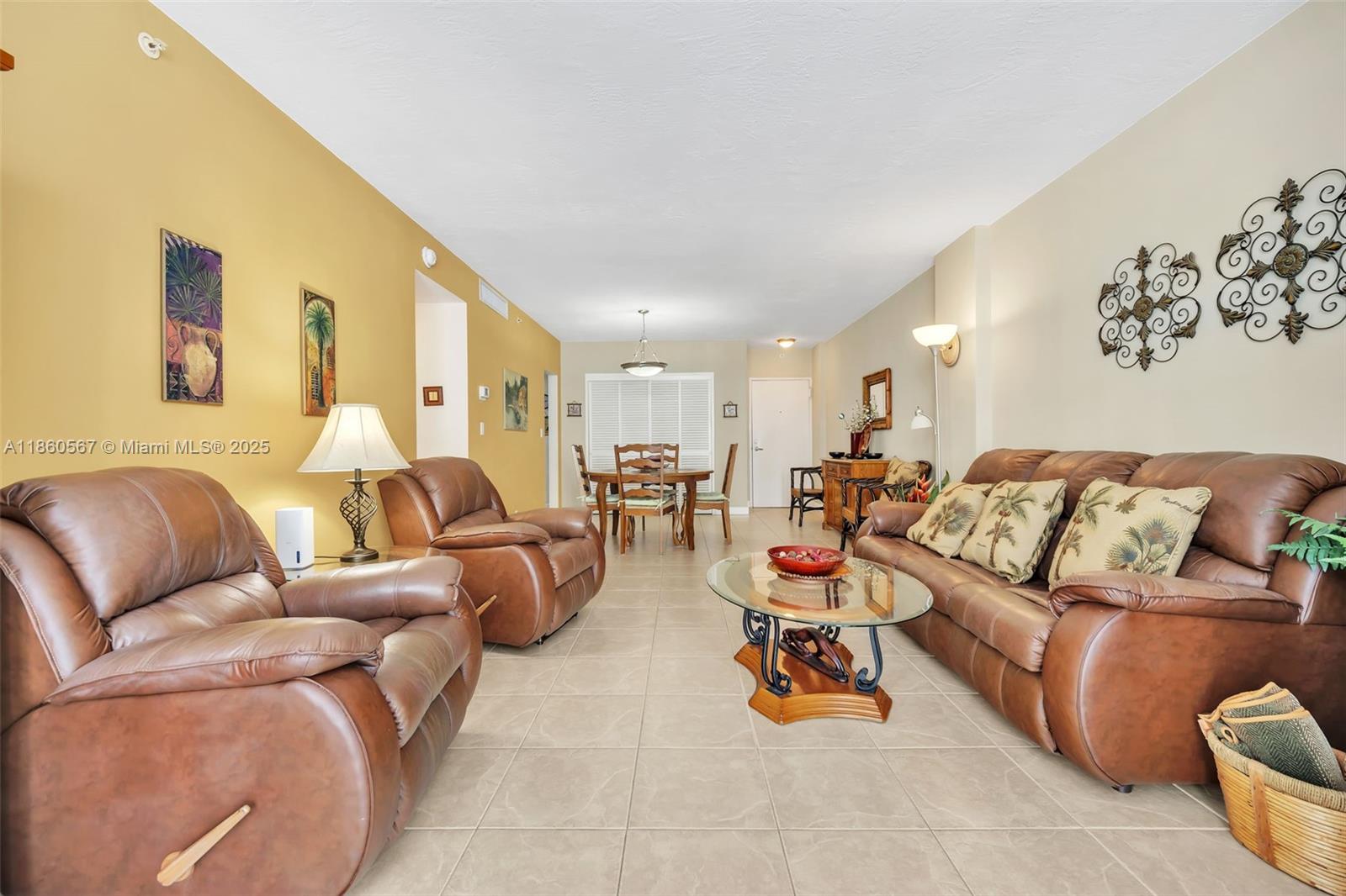 Photo of 3001 Ocean Dr  #403, Hollywood, Florida, 33019 - 