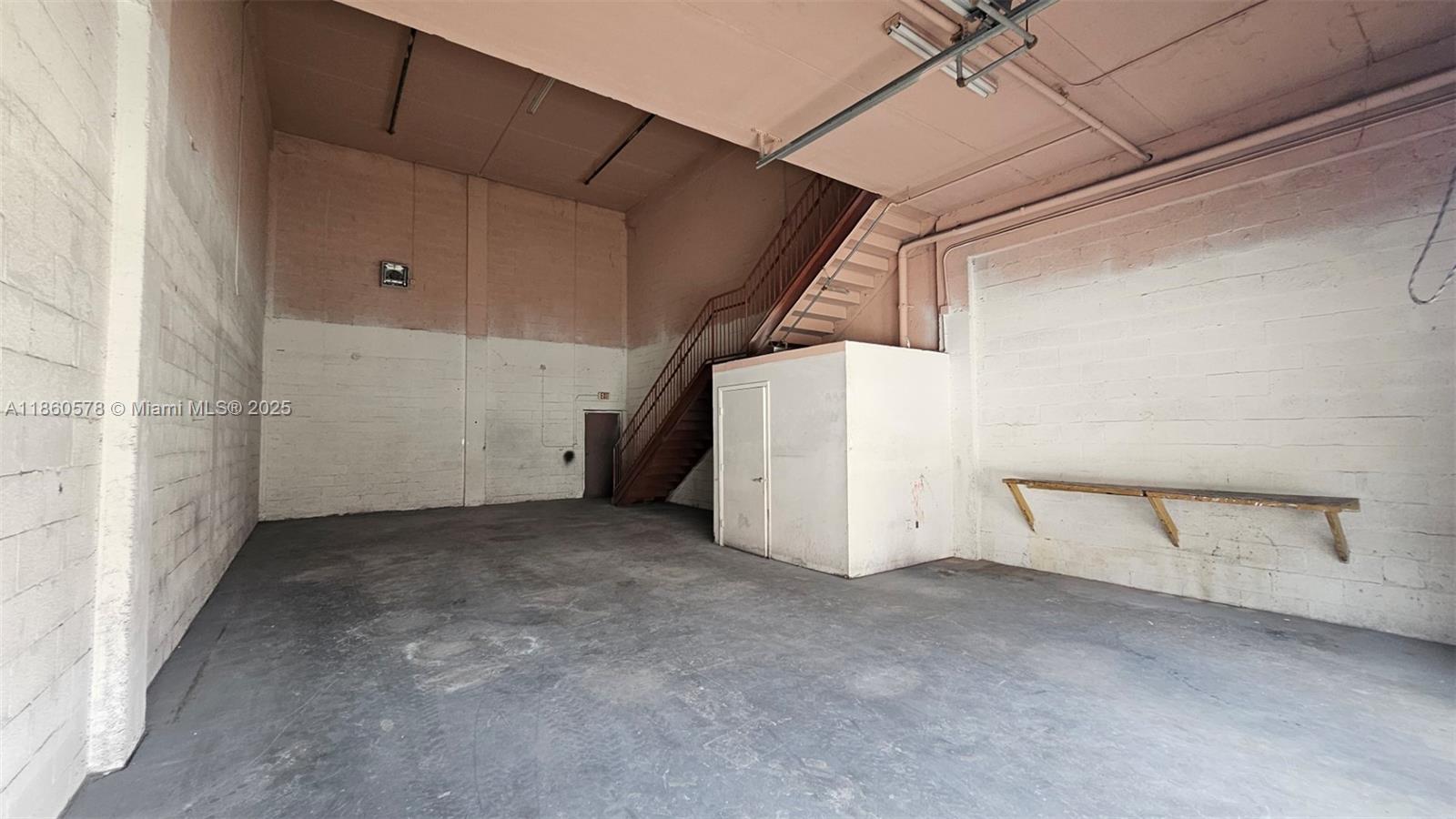 Ver detalles 10G / sq. ft. $ 2025-08-18 0 foto