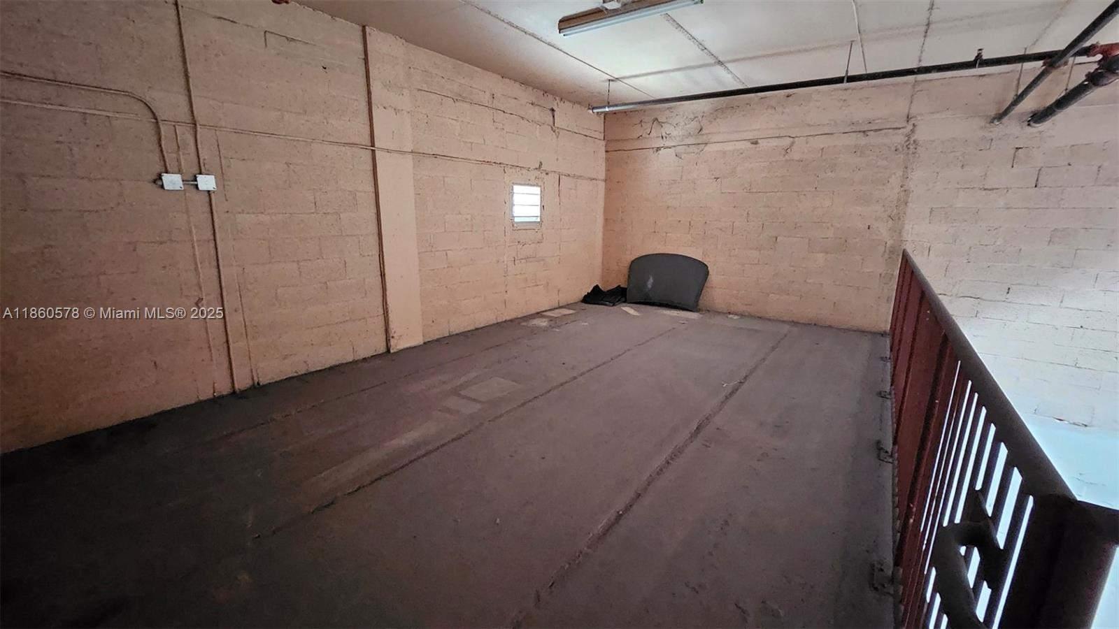 Ver detalles 10G / sq. ft. $ 2025-08-18 0 foto