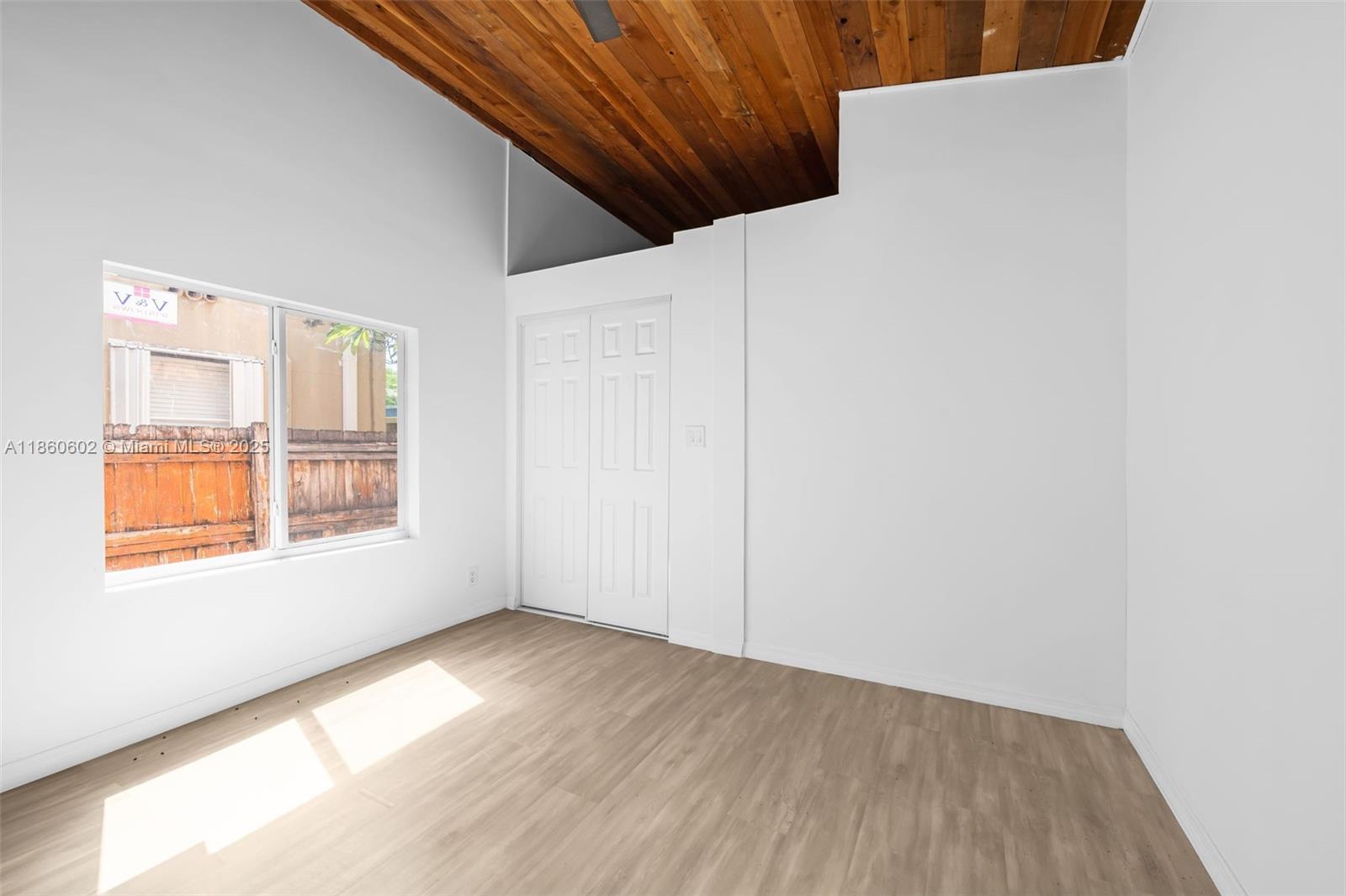 Ver detalles 1640 2 / 1 1024 sq. ft. $ 2025-08-18 0 foto