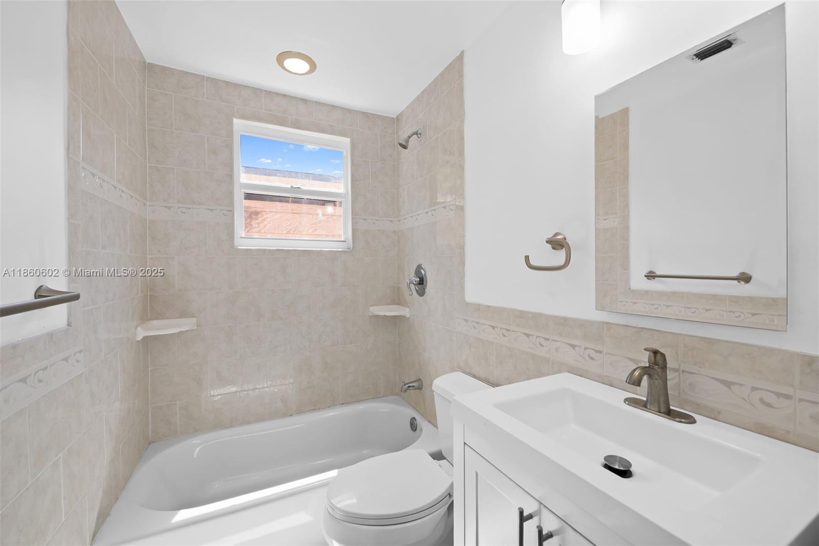 Ver detalles 1640 2 / 1 1024 sq. ft. $ 2025-08-18 0 foto