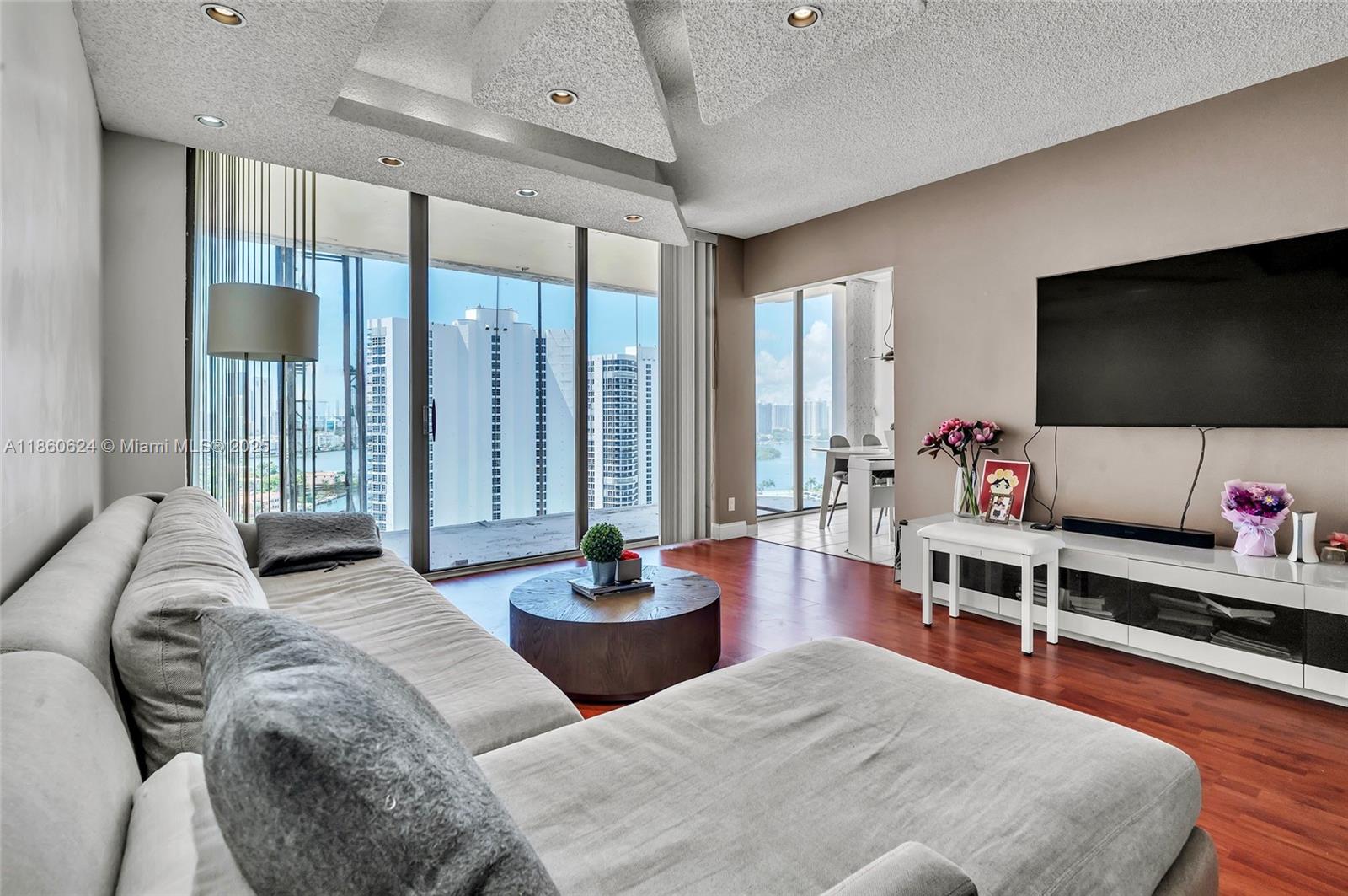 Photo of 19355 Turnberry Way  #19F, Aventura, Florida, 33180 - 