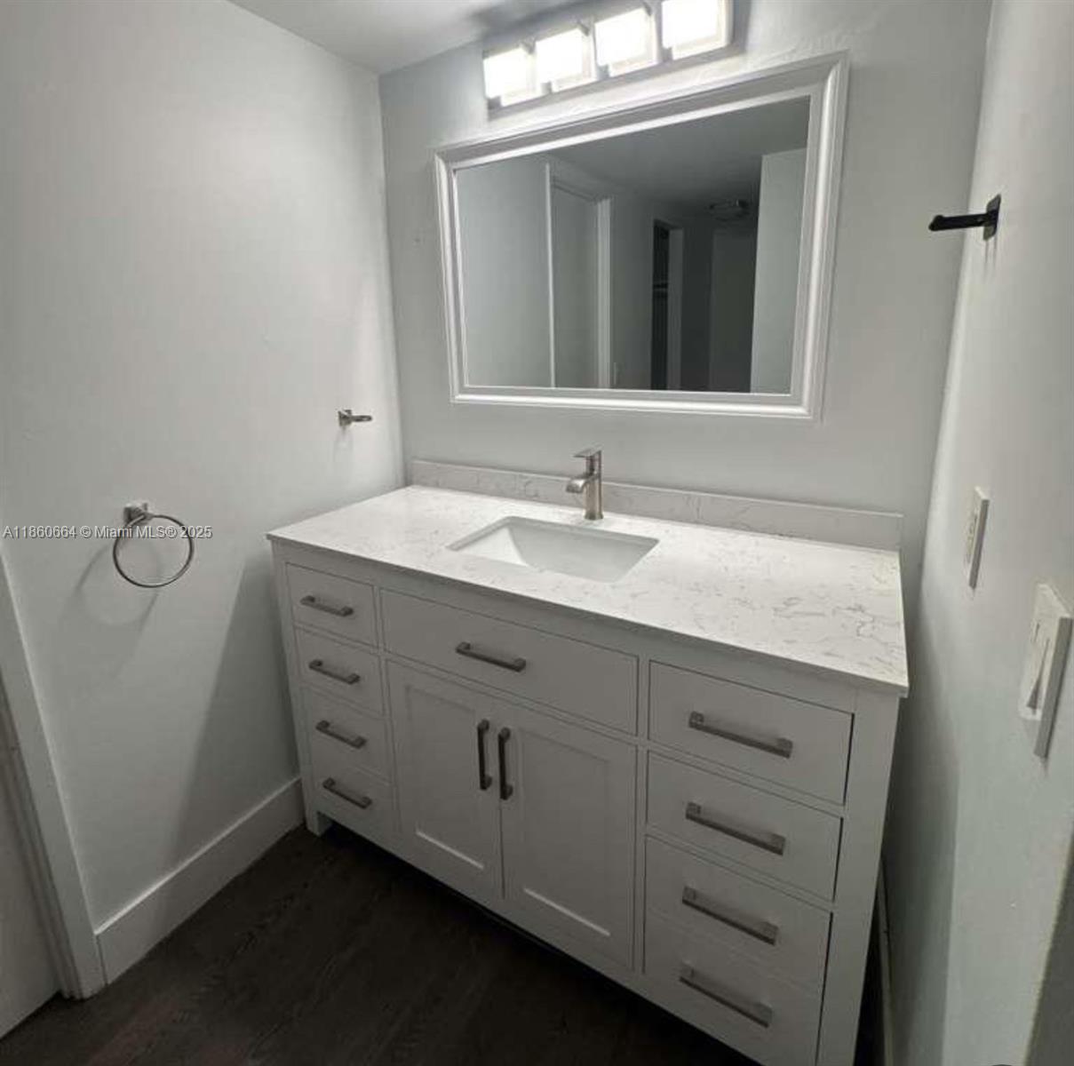 1625W 2 / 2 1140 sq. ft. $ 2025-09-29 0 Photo