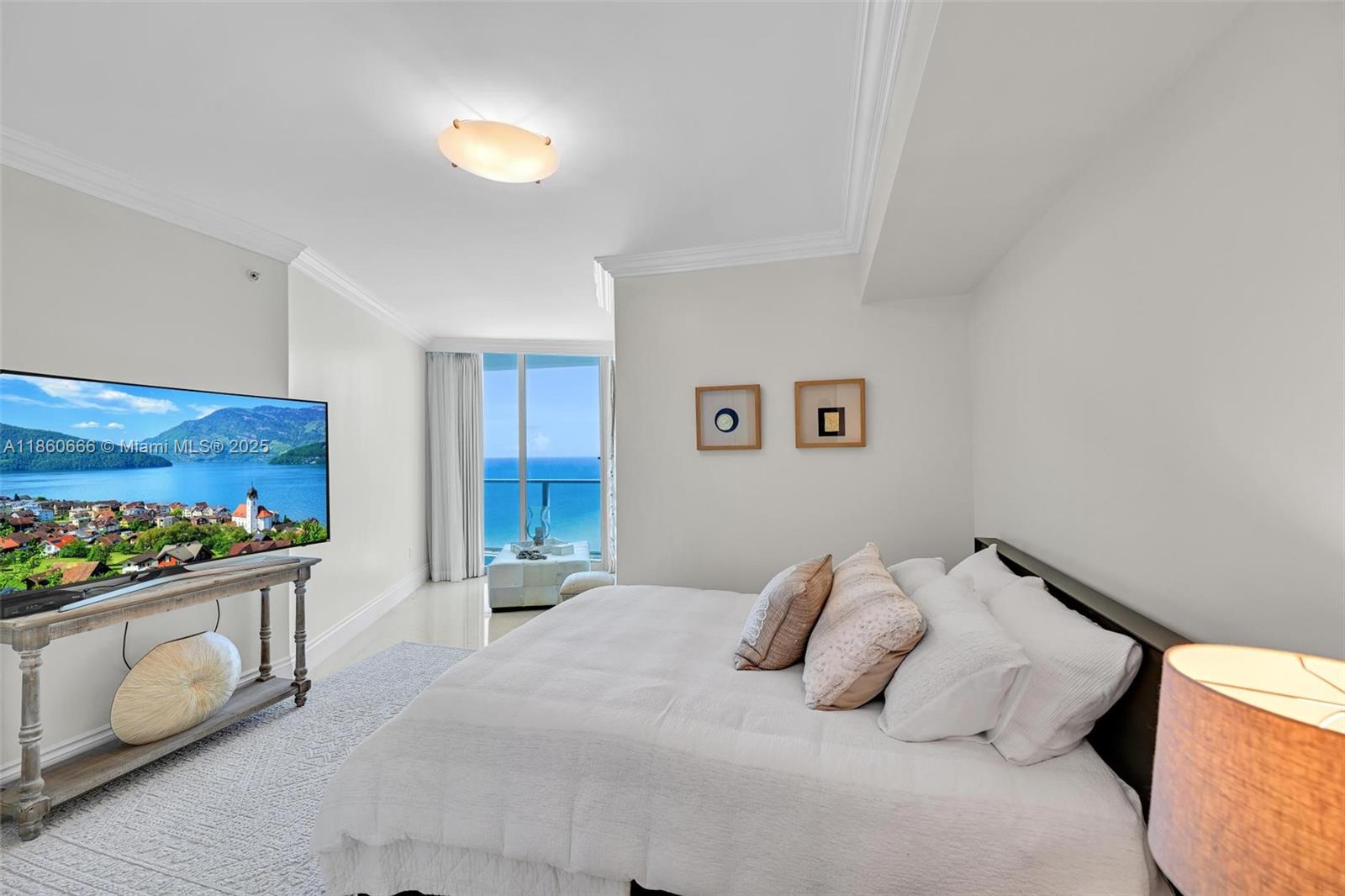 Photo of 3101 Ocean Dr  #2807, Hollywood, Florida, 33019 - 