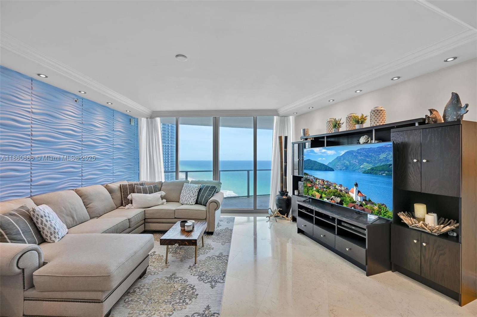 Photo of 3101 Ocean Dr #2807, Hollywood, Florida, 33019 -