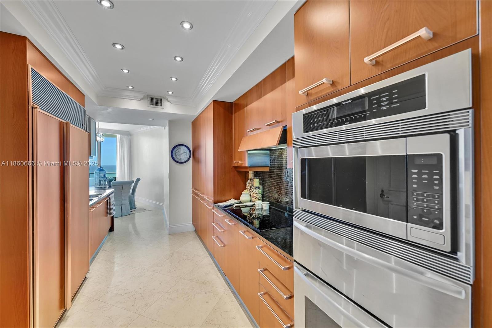 Photo of 3101 Ocean Dr  #2807, Hollywood, Florida, 33019 - 