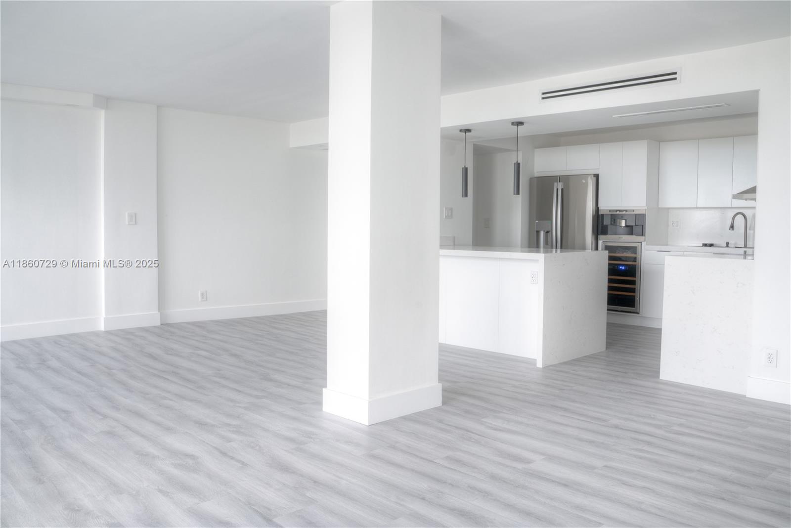 Photo of 1410 Ocean Dr  #1406, Hollywood, Florida, 33019 - 