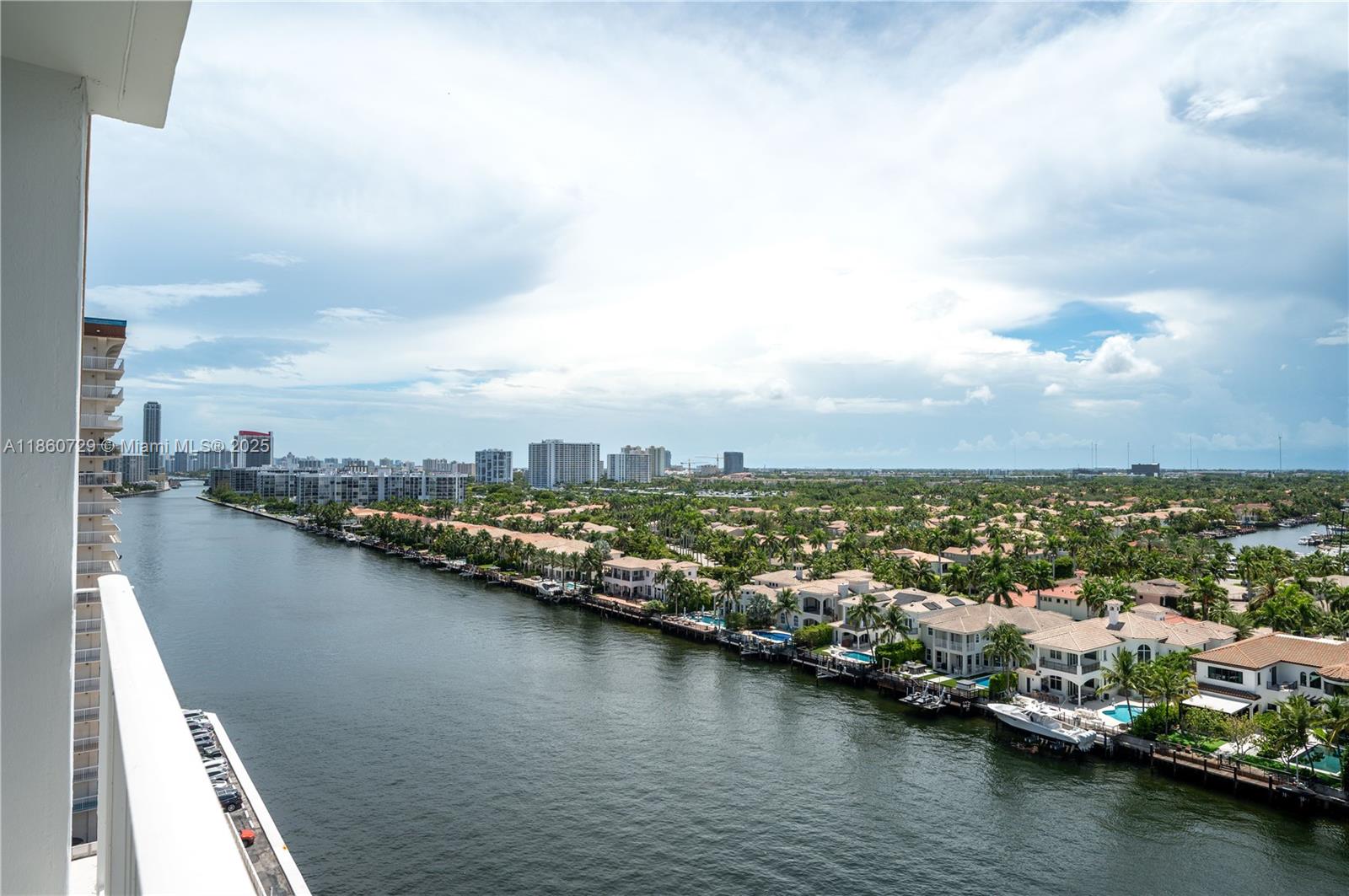Photo of 1410 Ocean Dr #1406, Hollywood, Florida, 33019 -