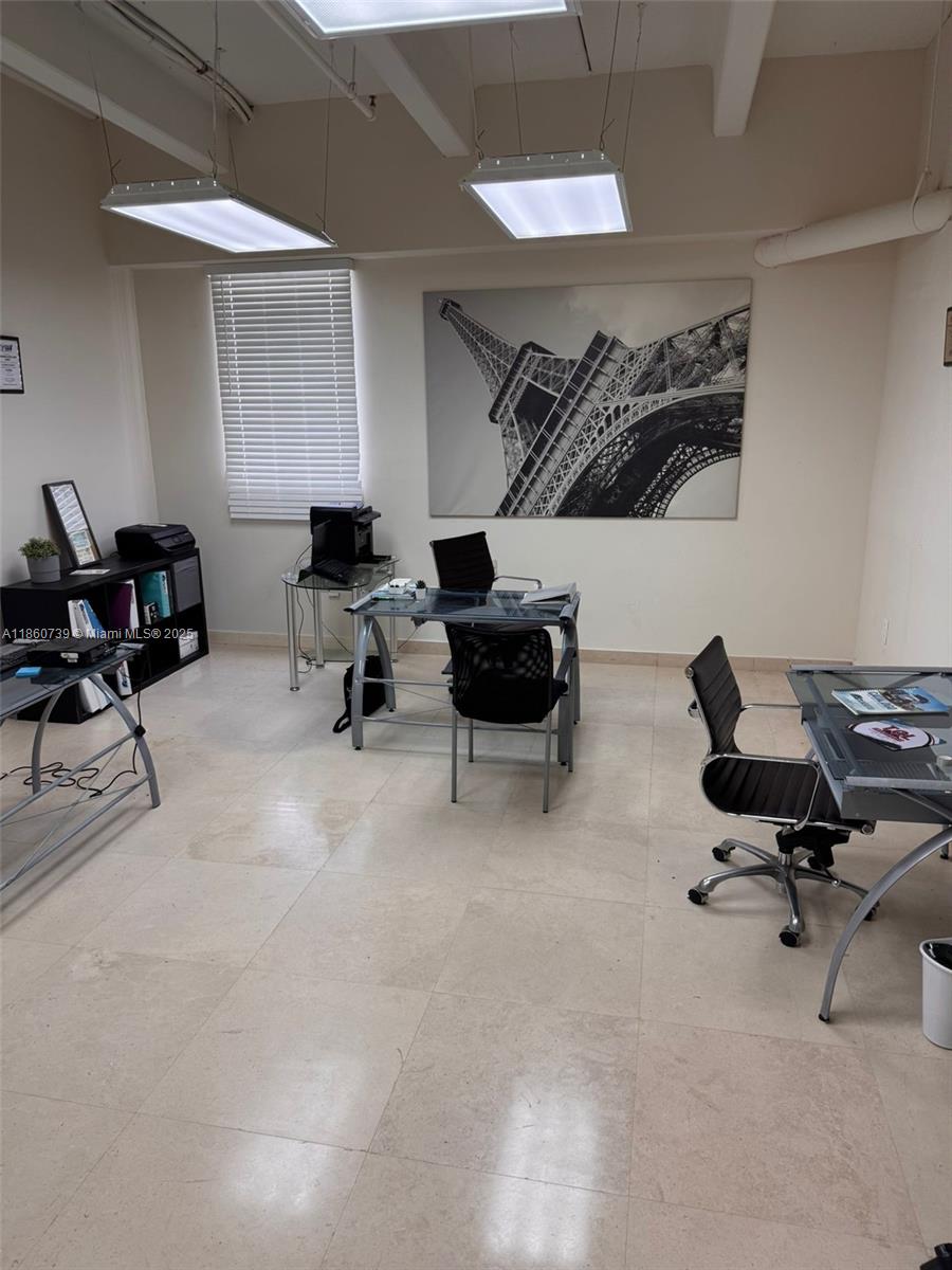 Ver detalles 313 / sq. ft. $ 2025-08-18 0 foto