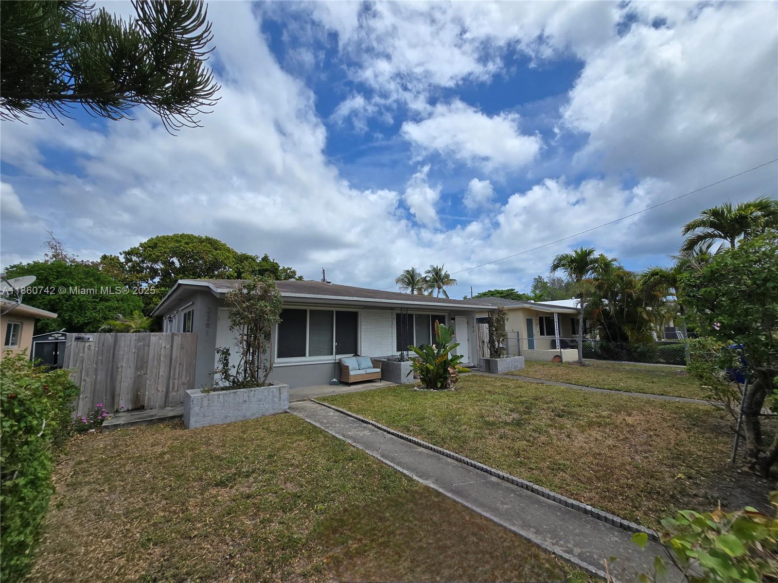 See details / 1656 sq. ft. $ 2025-08-18 0 Photo