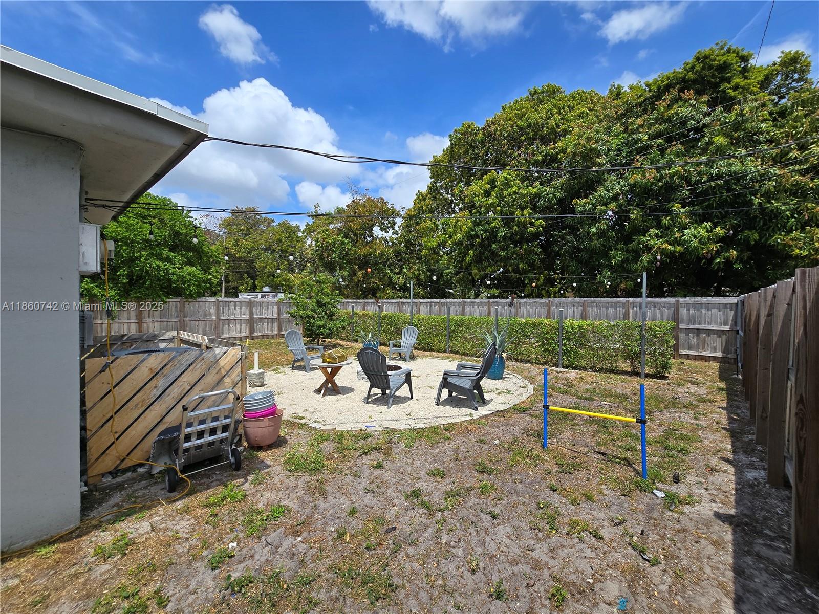 See details / 1656 sq. ft. $ 2025-08-18 0 Photo
