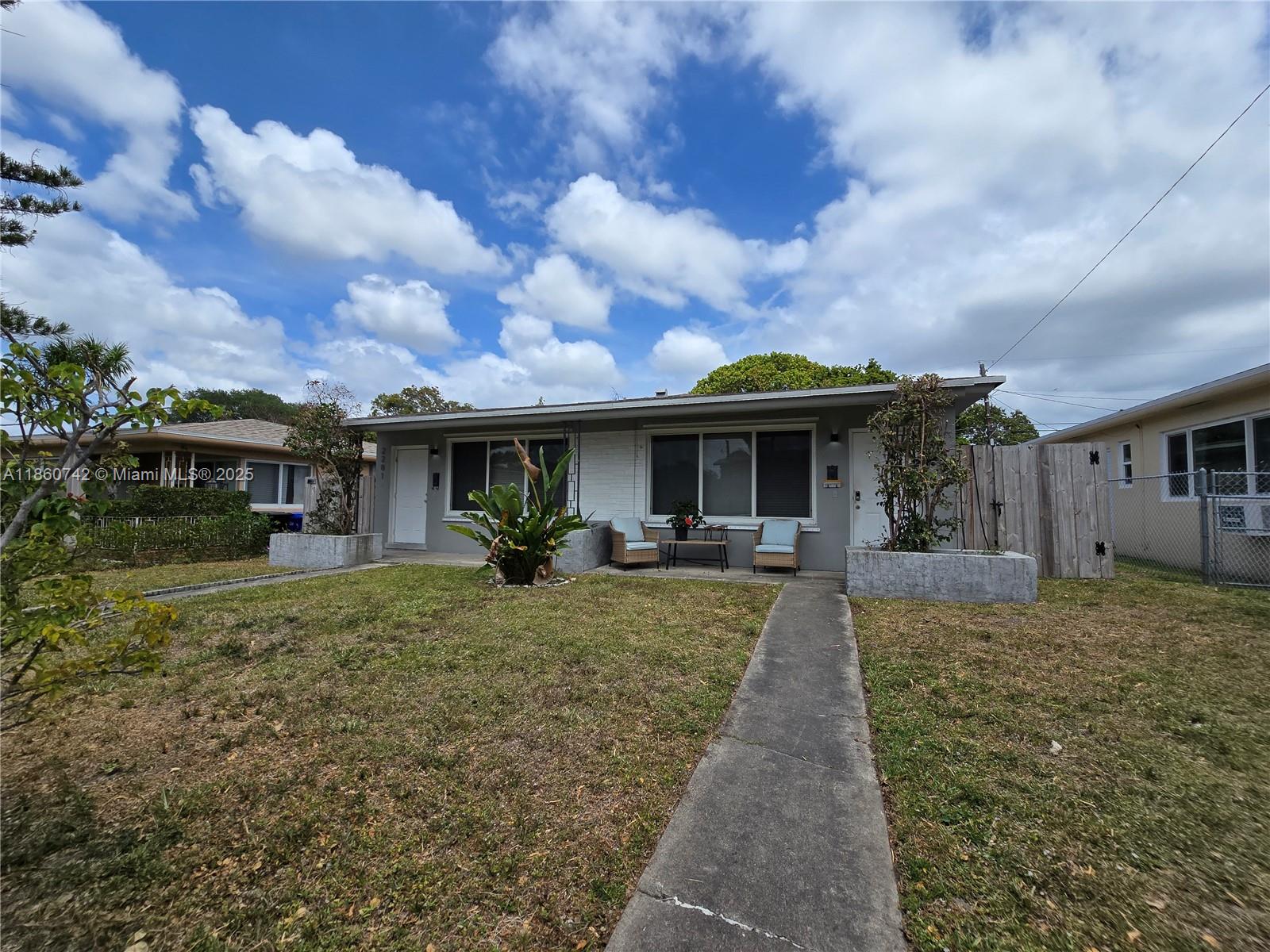 See details / 1656 sq. ft. $ 2025-08-18 0 Photo