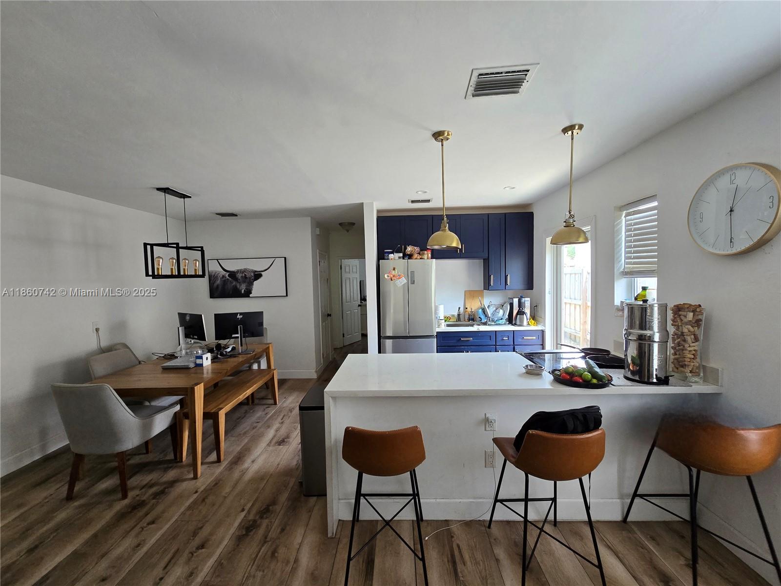 See details / 1656 sq. ft. $ 2025-08-18 0 Photo