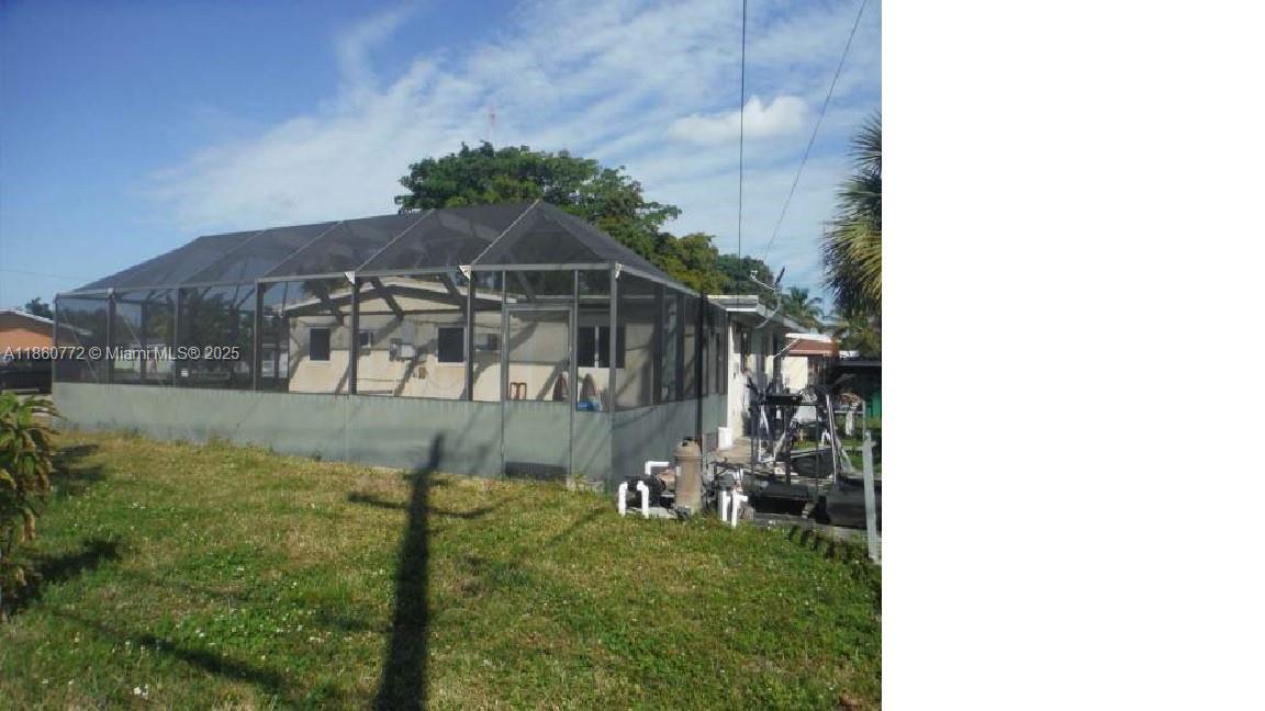 See details 290 3 / 2 sq. ft. $ 2025-08-18 0 Photo