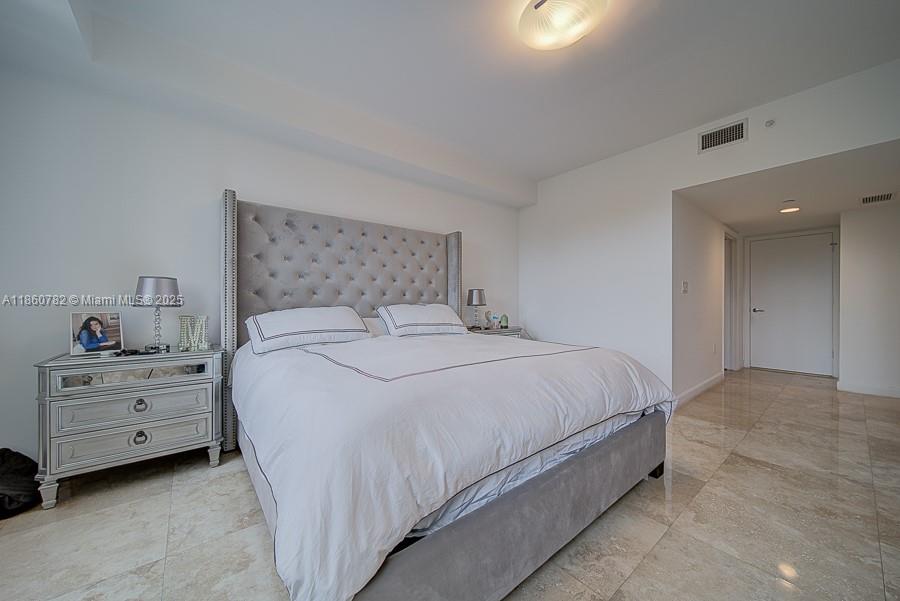 Photo of 19900 Country Club Dr  #308, Aventura, Florida, 33180 - 
