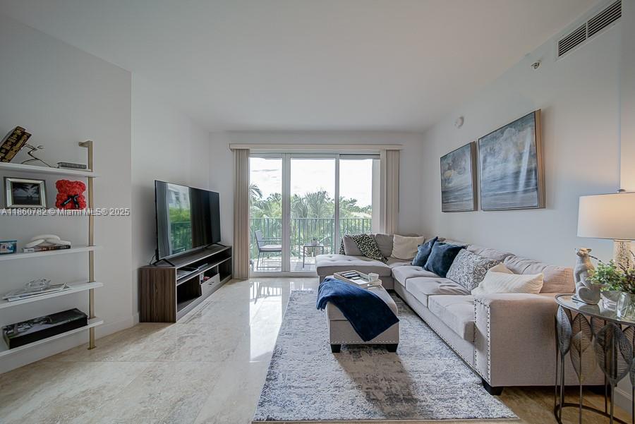 Photo of 19900 Country Club Dr  #308, Aventura, Florida, 33180 - 