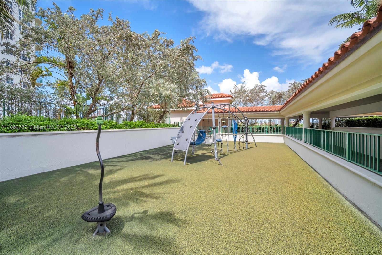Photo of 19900 Country Club Dr  #308, Aventura, Florida, 33180 - 