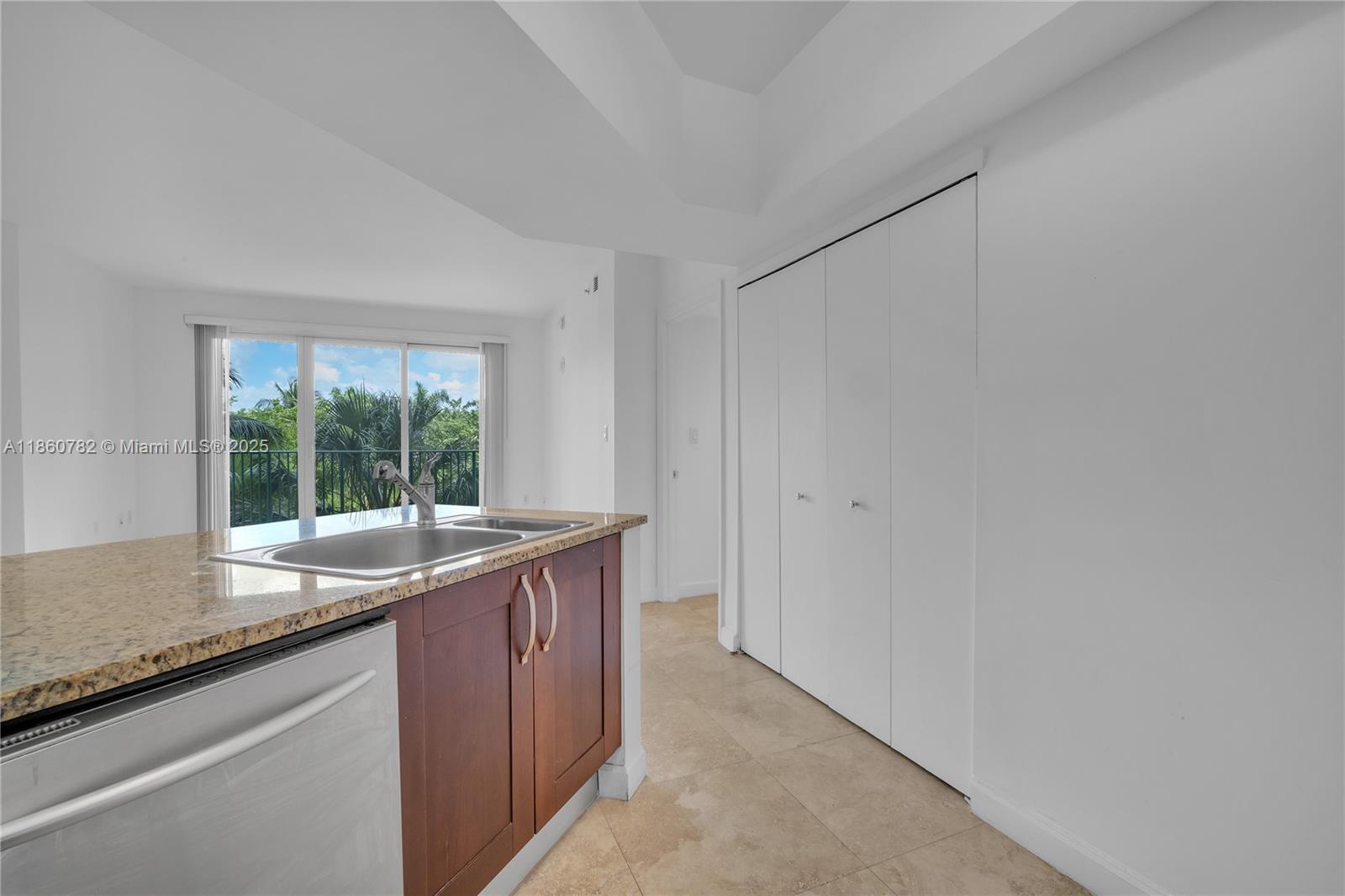 Photo of 19900 Country Club Dr  #308, Aventura, Florida, 33180 - 