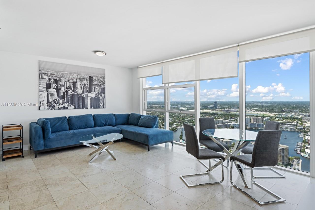 See details 4907 1 / 1 871 sq. ft. $ 2025-08-18 0 Photo