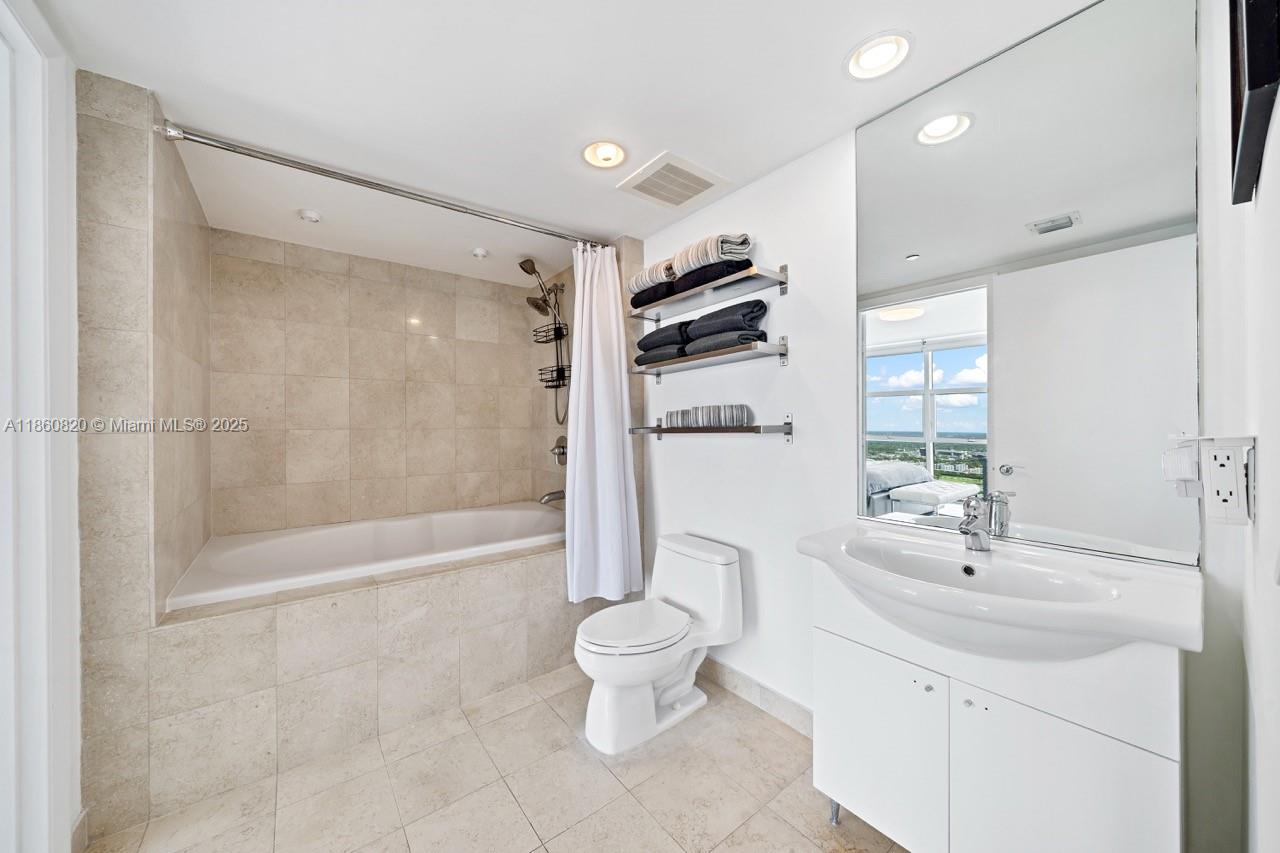 See details 4907 1 / 1 871 sq. ft. $ 2025-08-18 0 Photo