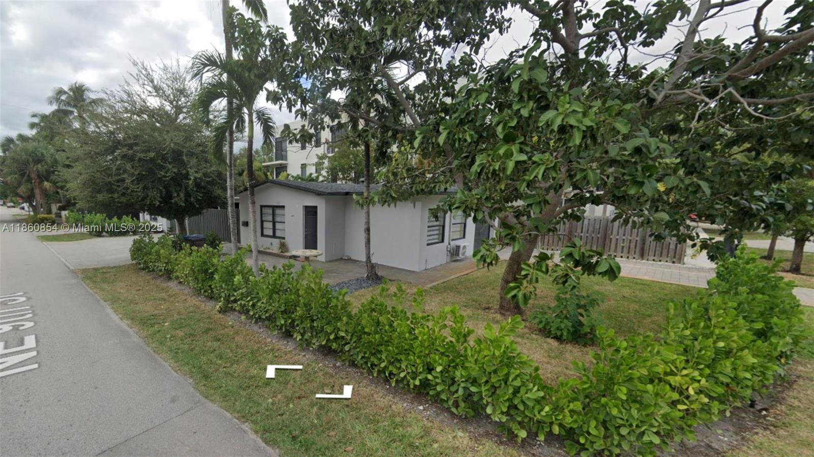See details / 2295 sq. ft. $ 2025-08-18 0 Photo