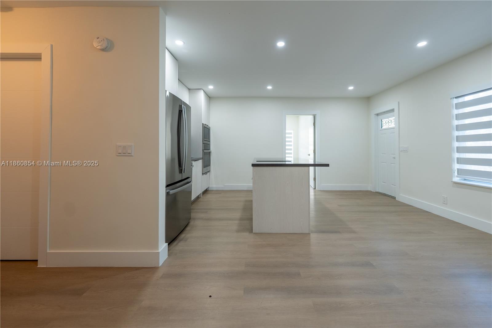 See details / 2295 sq. ft. $ 2025-08-18 0 Photo