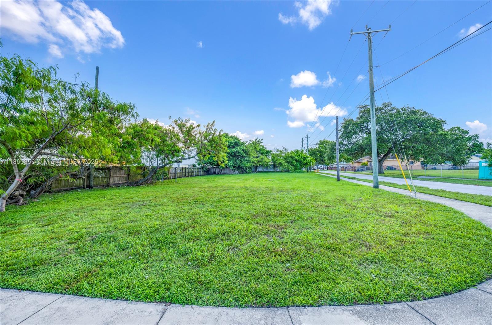 See details / sq. ft. $ 2025-08-18 0 Photo