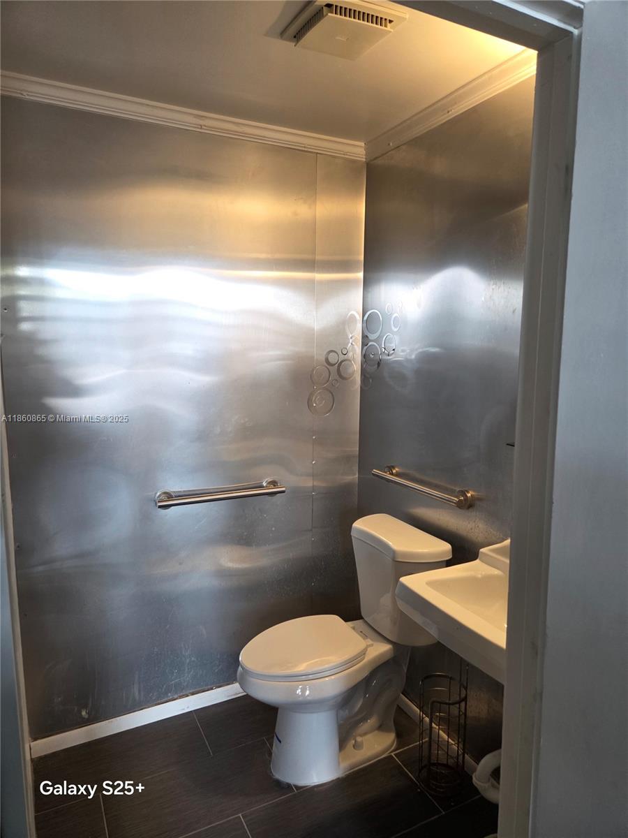 Ver detalles 326 / sq. ft. $ 2025-08-20 0 foto