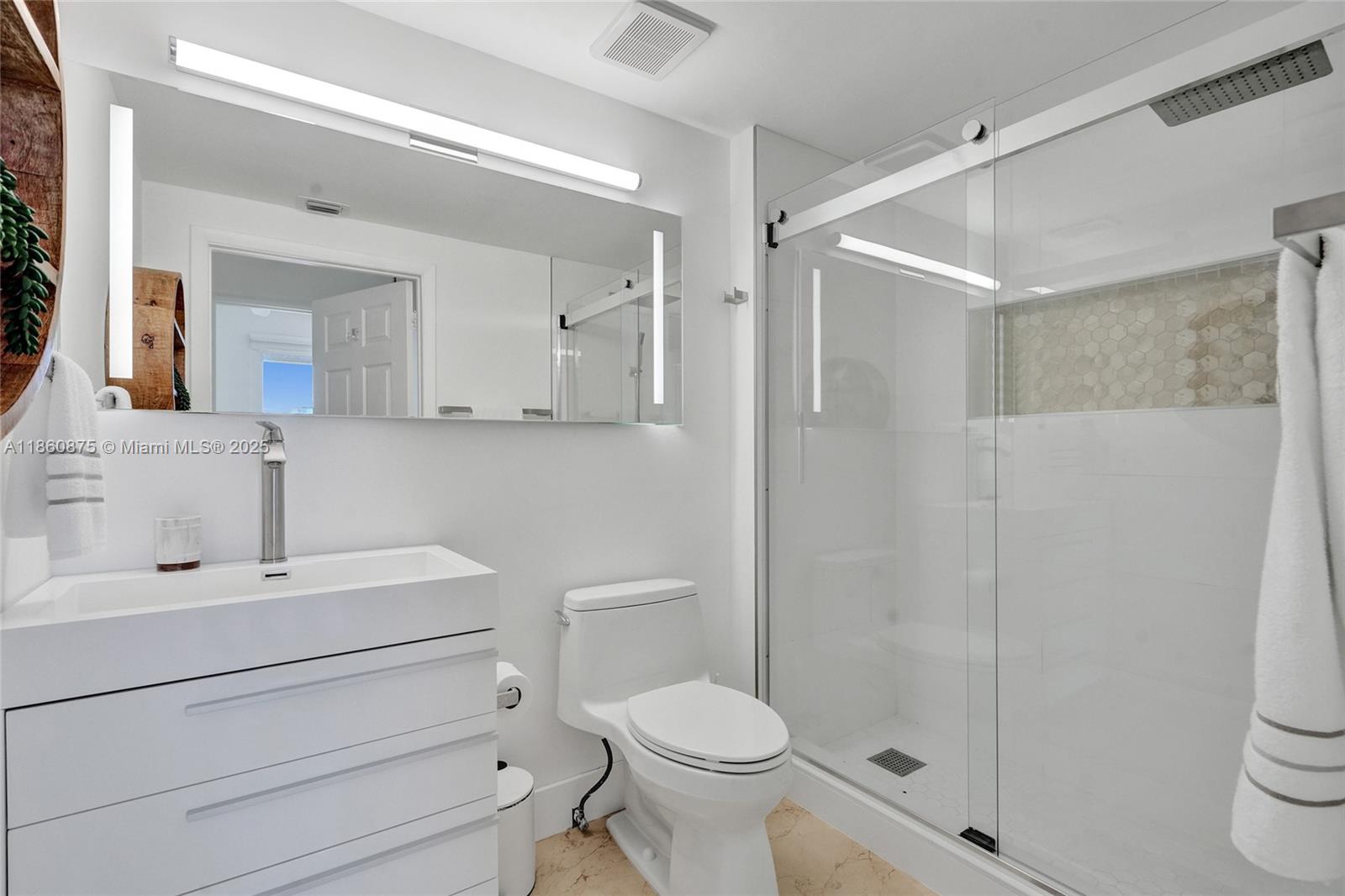 Photo of 3400 192nd St  #PH11, Aventura, Florida, 33180 - 2nd Bathroom