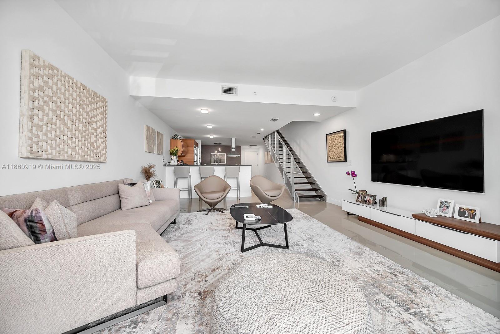 Photo of 2950 188th St  #330, Aventura, Florida, 33180 - 