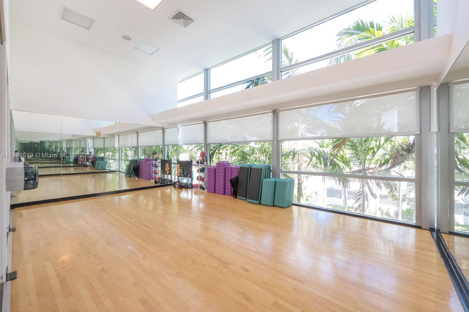 Photo of 2950 188th St  #330, Aventura, Florida, 33180 - 