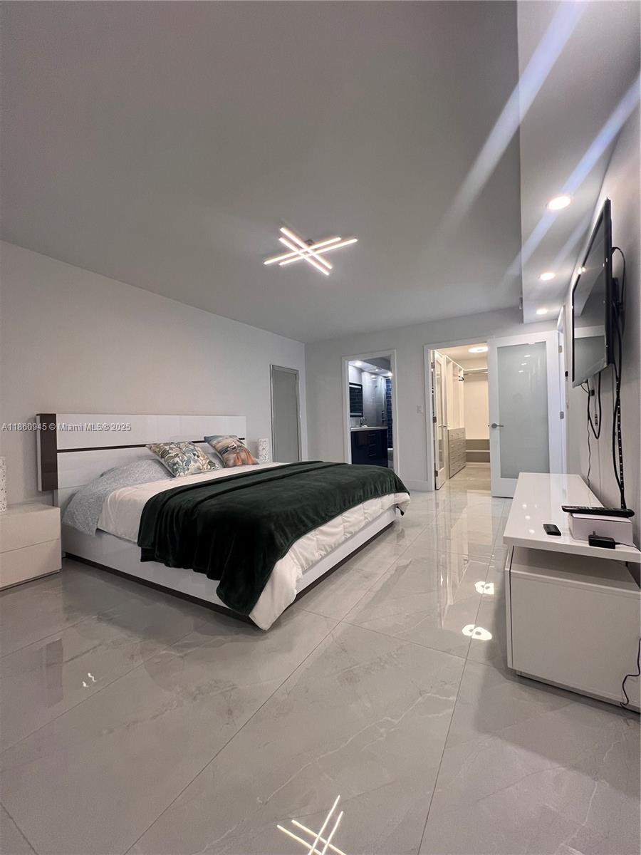 See details 1524 2 / 2 1357 sq. ft. $ 2025-08-18 0 Photo