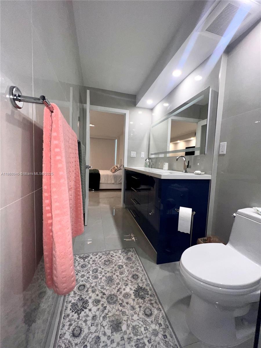 See details 1524 2 / 2 1357 sq. ft. $ 2025-08-18 0 Photo