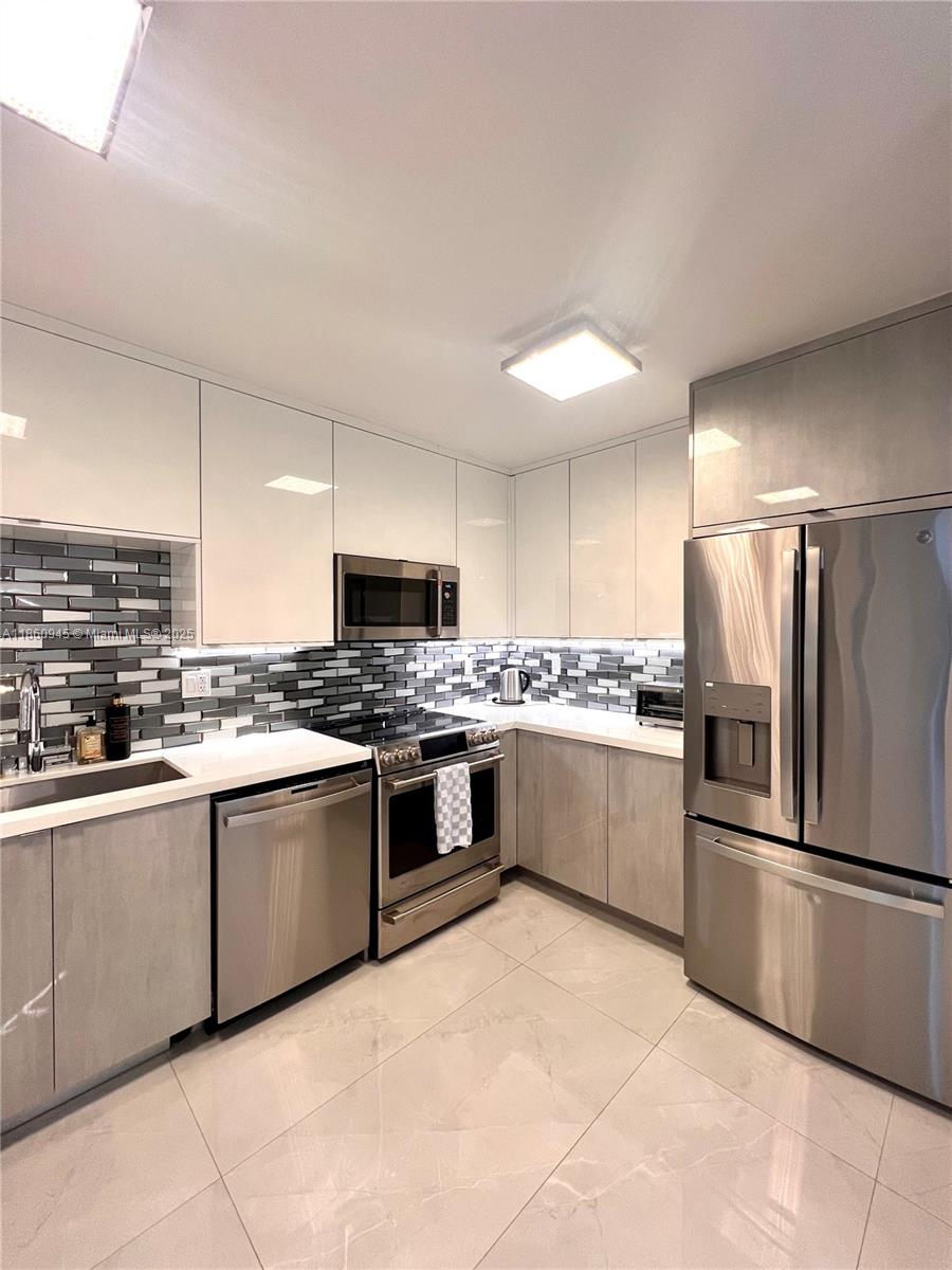 See details 1524 2 / 2 1357 sq. ft. $ 2025-08-18 0 Photo