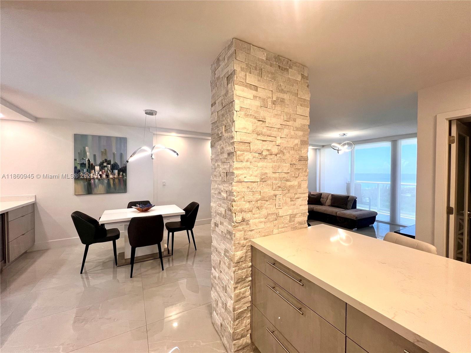 See details 1524 2 / 2 1357 sq. ft. $ 2025-08-18 0 Photo