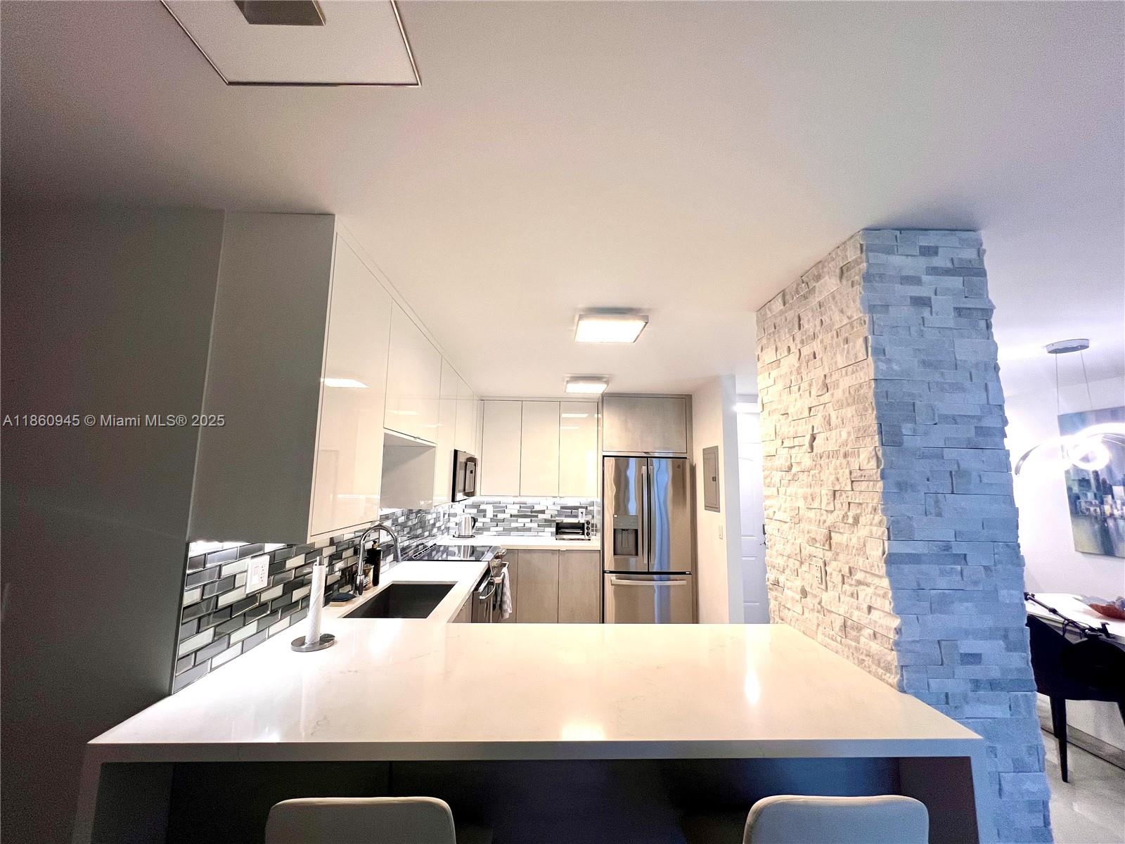 See details 1524 2 / 2 1357 sq. ft. $ 2025-08-18 0 Photo
