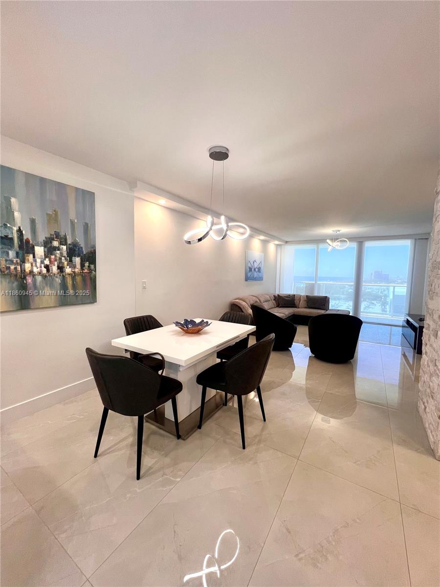 See details 1524 2 / 2 1357 sq. ft. $ 2025-08-18 0 Photo