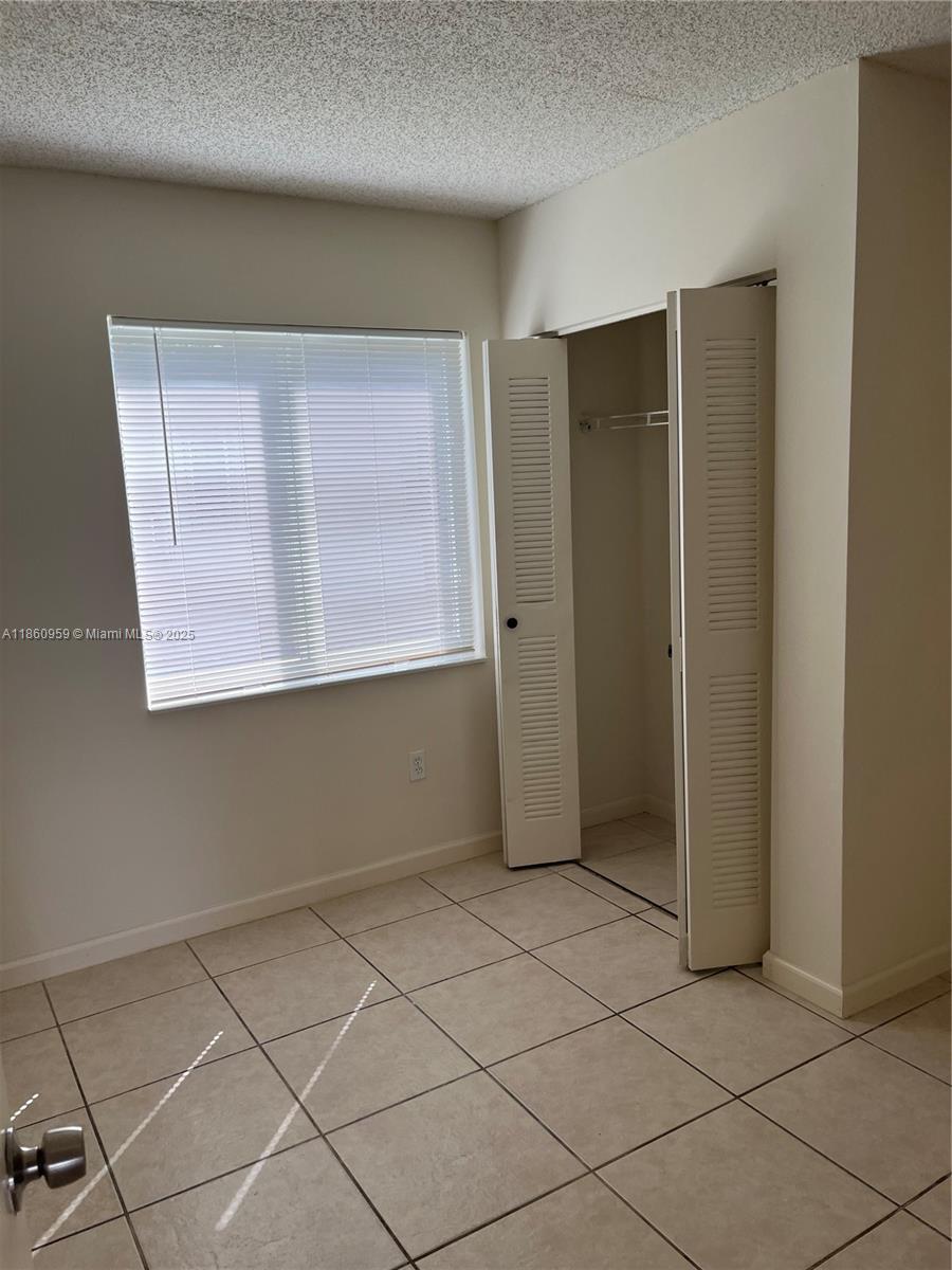 See details / sq. ft. $ 2025-08-18 0 Photo