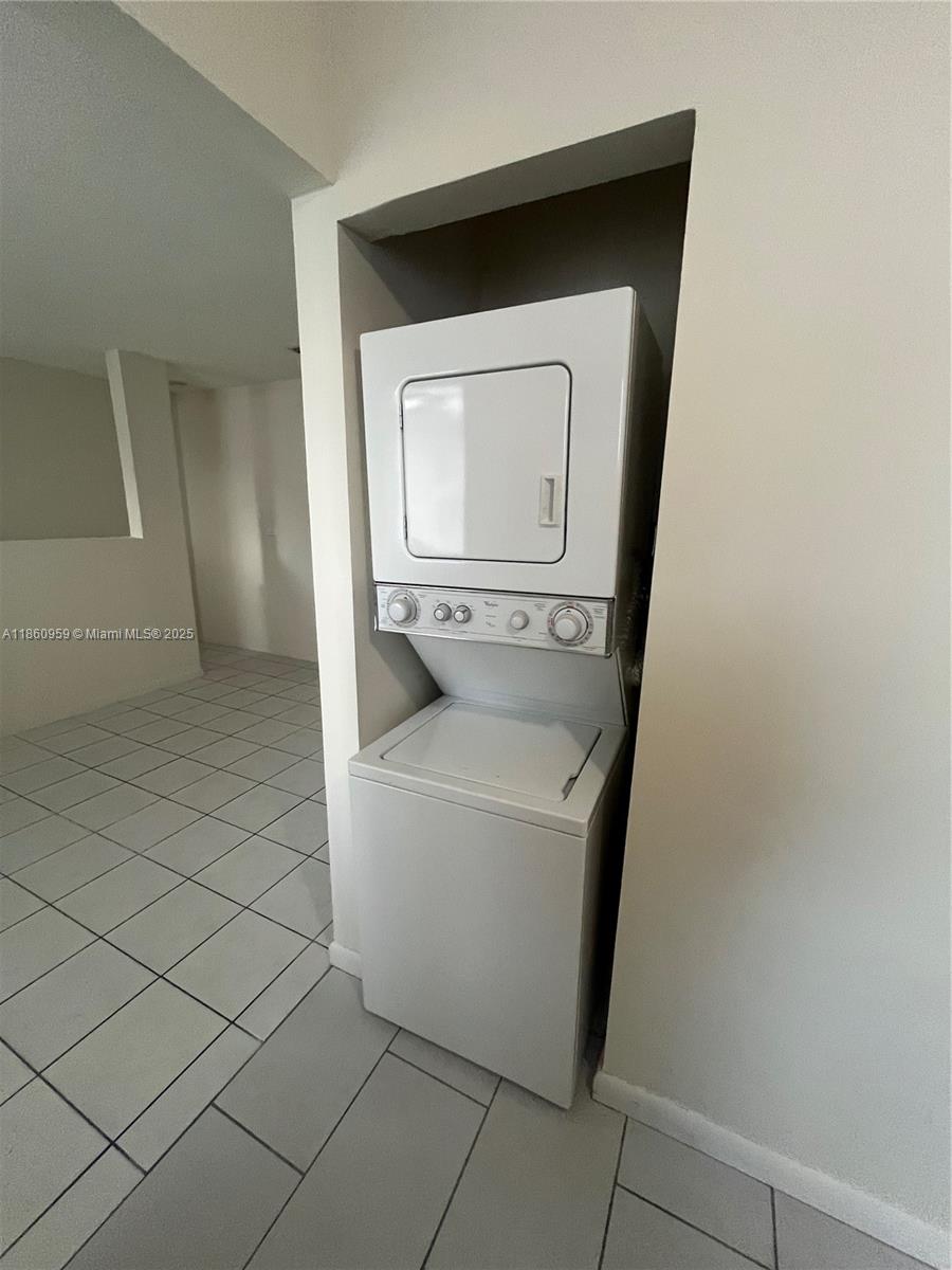 See details / sq. ft. $ 2025-08-18 0 Photo