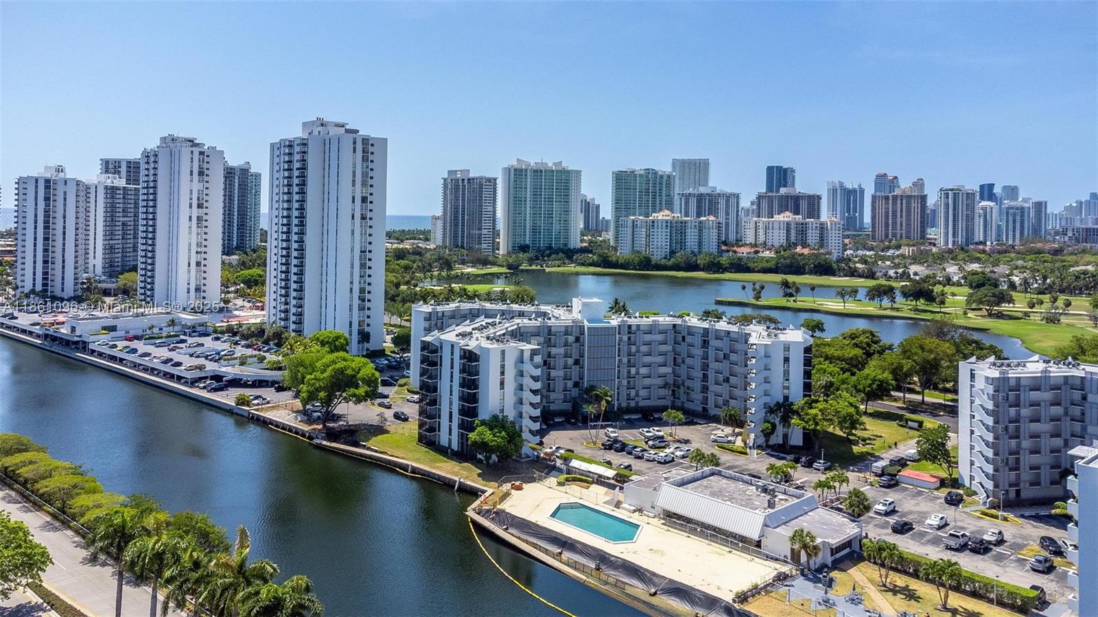 Photo of 3475 Country Club Dr #E119, Aventura, Florida, 33180 -