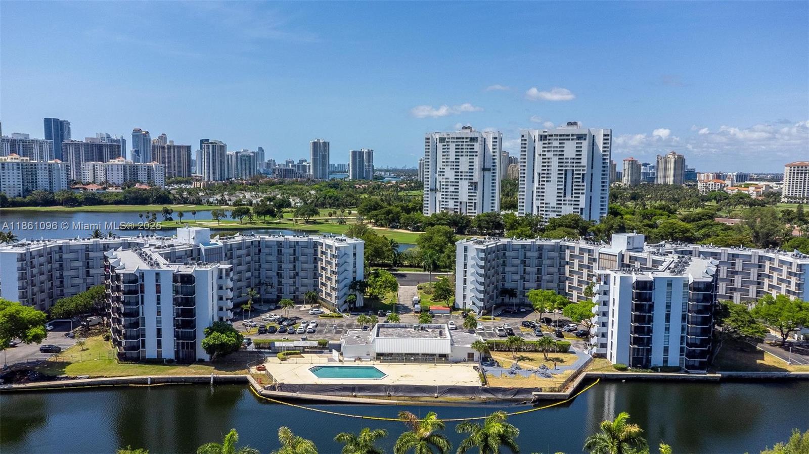 Photo of 3475 Country Club Dr #E119, Aventura, Florida, 33180 -