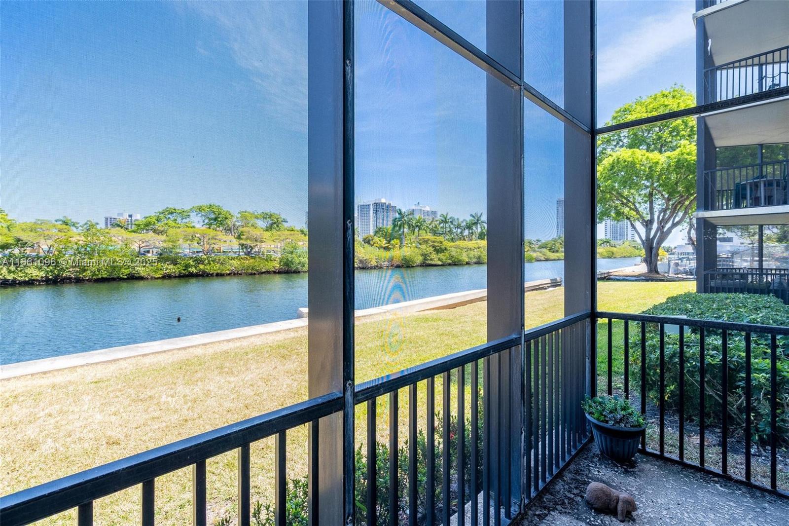 Photo of 3475 Country Club Dr  #E119, Aventura, Florida, 33180 - 