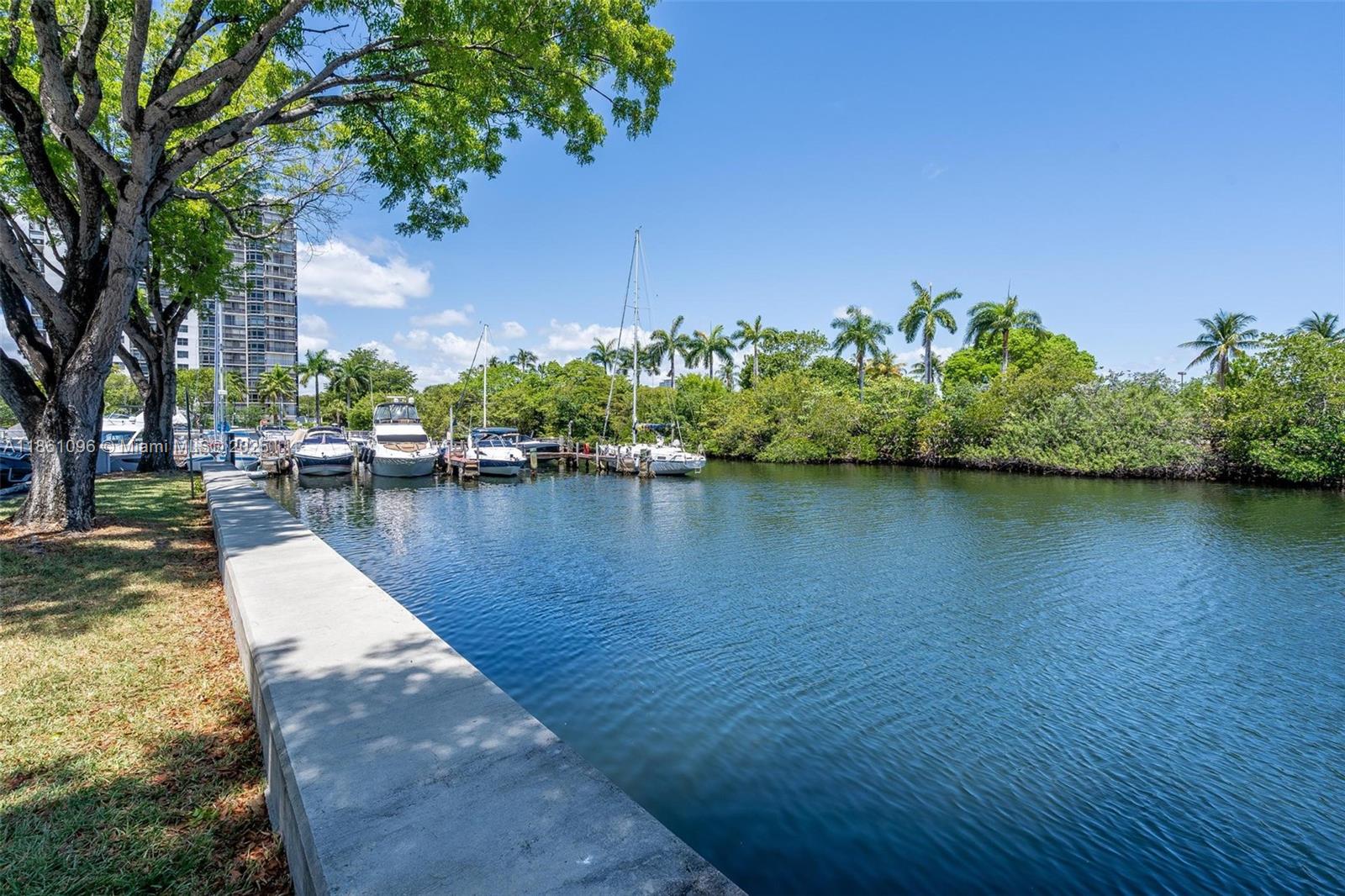 Photo of 3475 Country Club Dr  #E119, Aventura, Florida, 33180 - 