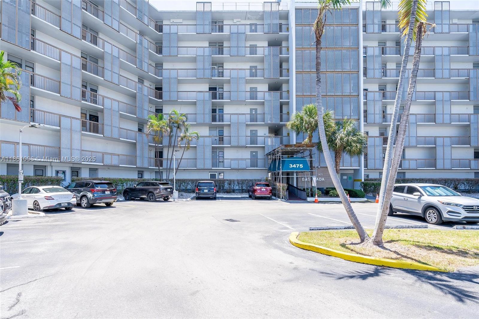 Photo of 3475 Country Club Dr  #E119, Aventura, Florida, 33180 - 