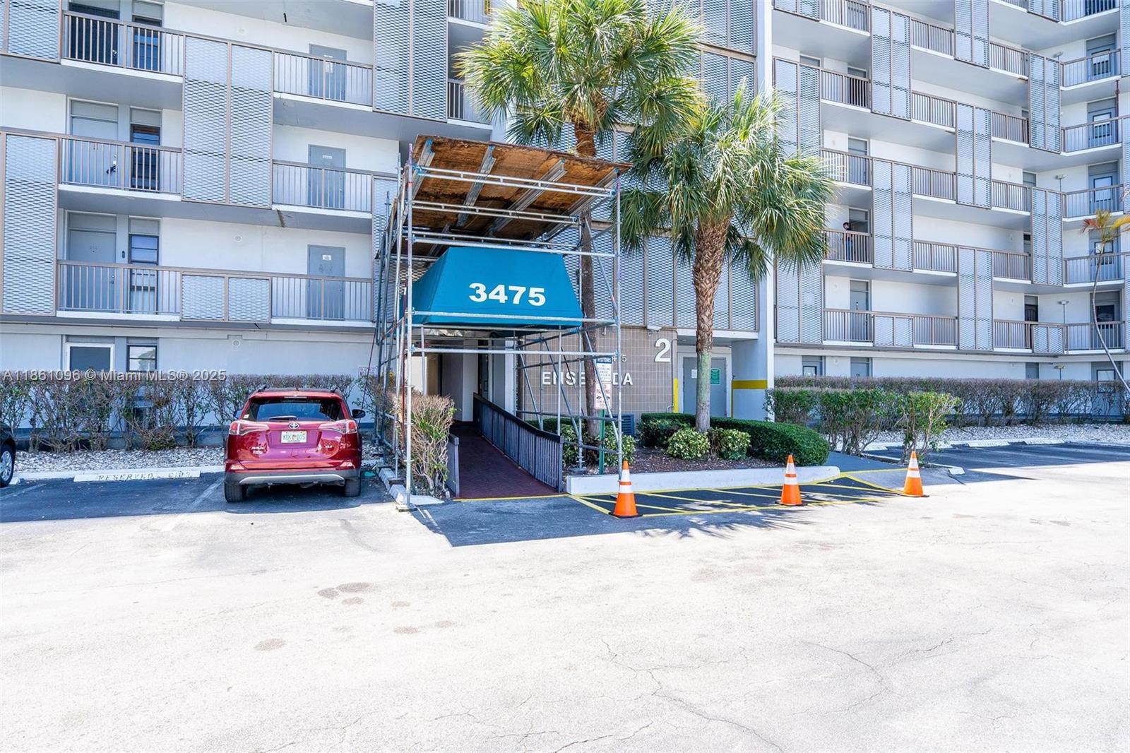 Photo of 3475 Country Club Dr  #E119, Aventura, Florida, 33180 - 