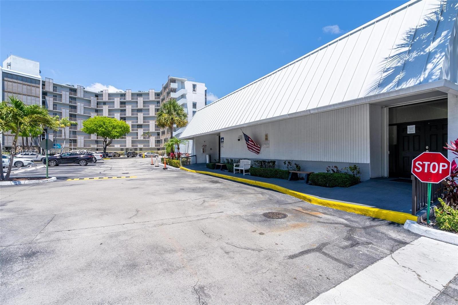 Photo of 3475 Country Club Dr  #E119, Aventura, Florida, 33180 - 